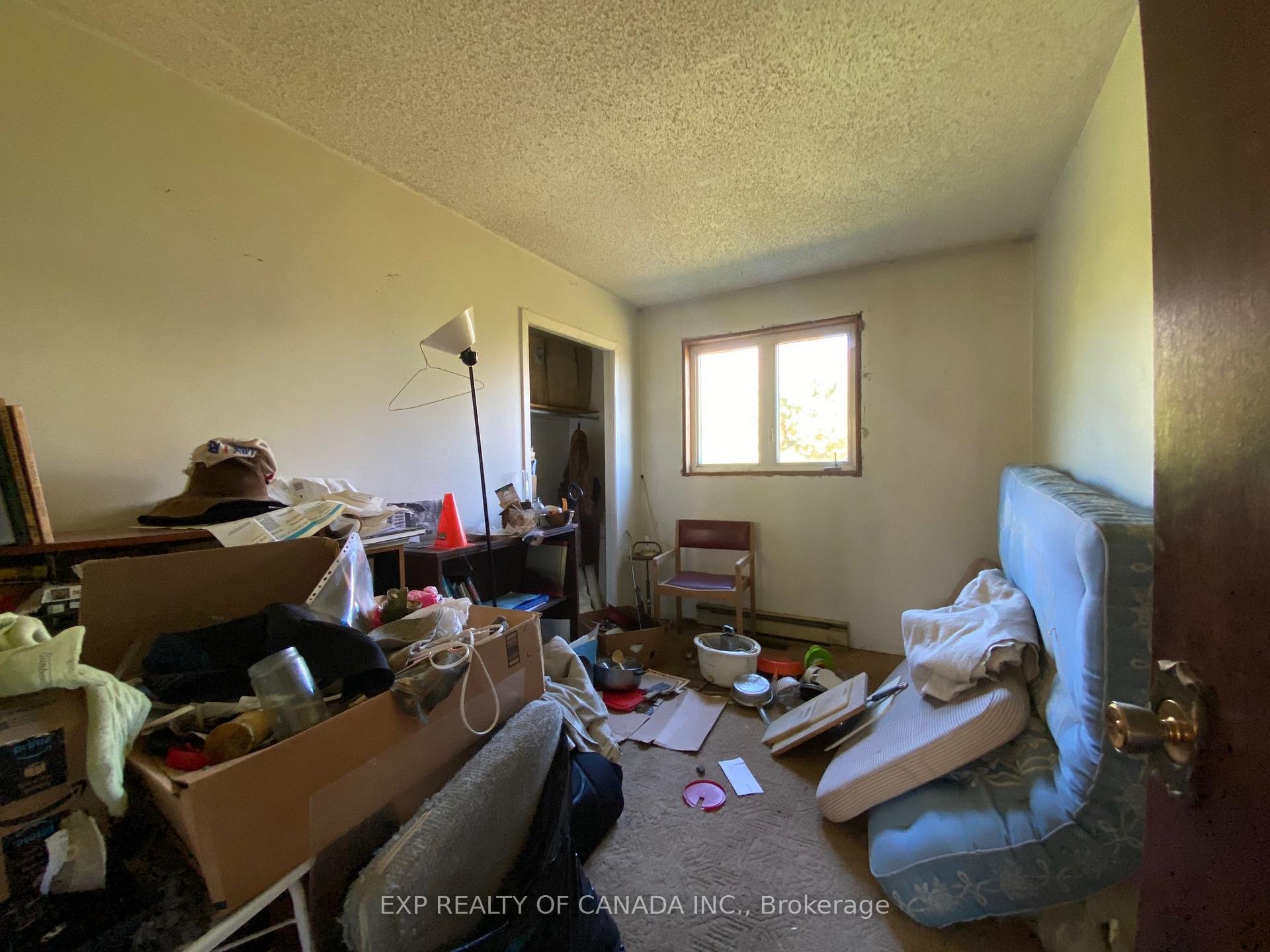 Photo 5 of 408 Silver Queen Lake Road, Cochrane — HOMEH