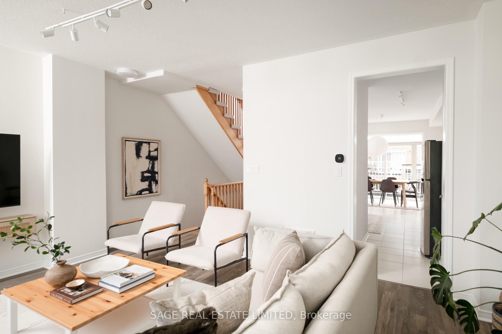 Photo 8 of 842 Atwater Path, Oshawa, Lakeview — HOMEH