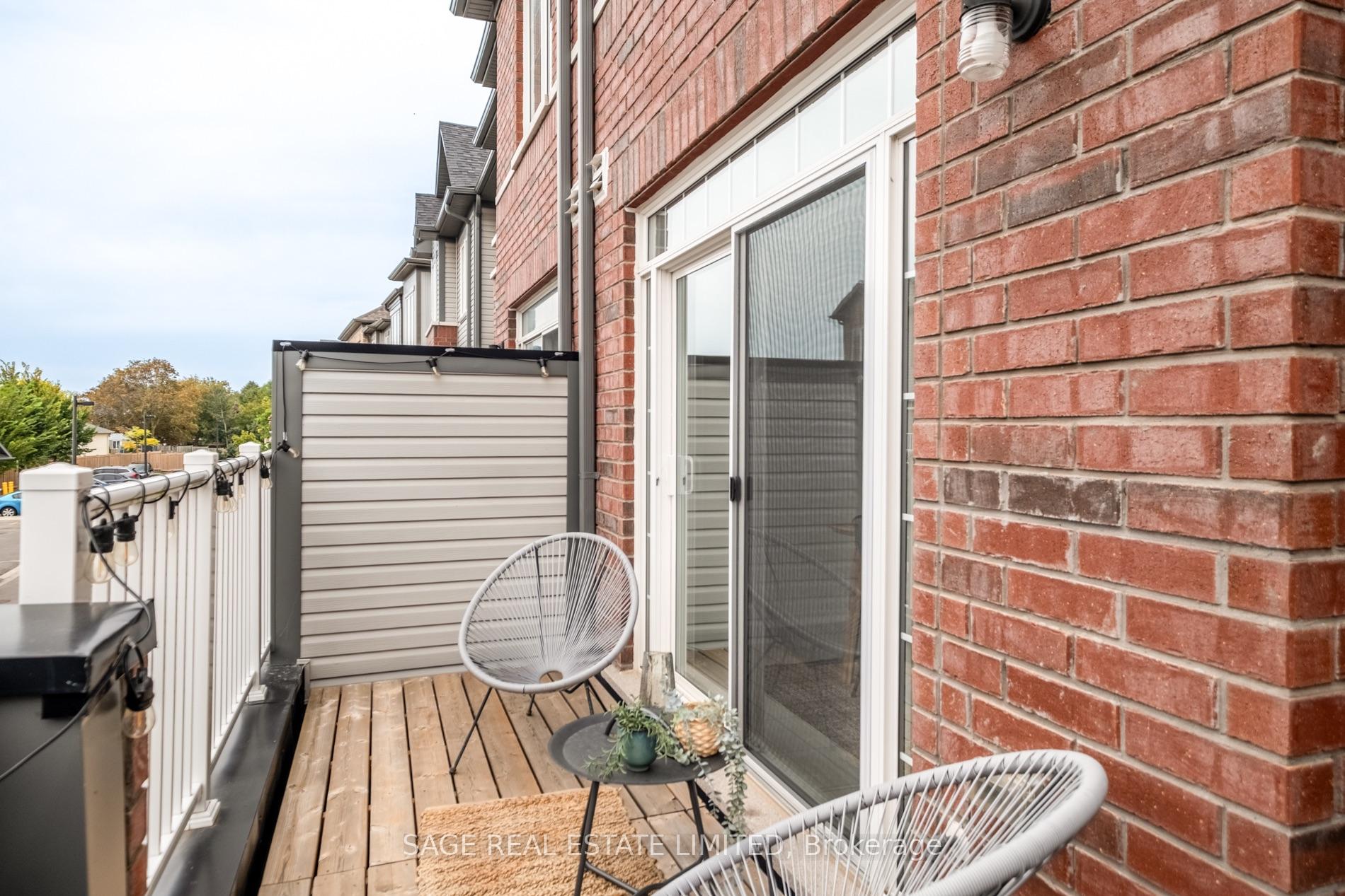 Photo 16 of 842 Atwater Path, Oshawa, Lakeview — HOMEH