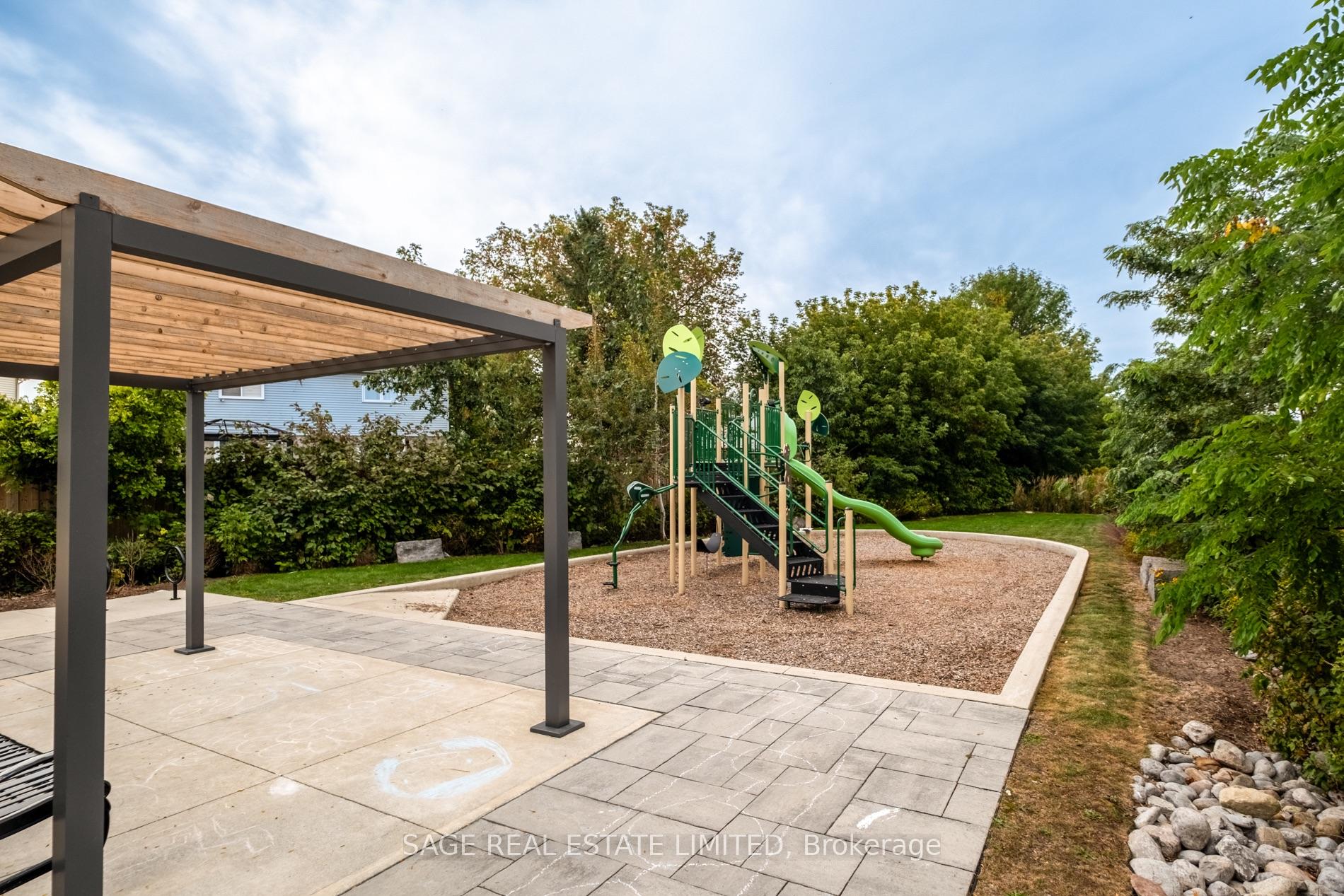 Photo 40 of 842 Atwater Path, Oshawa, Lakeview — HOMEH
