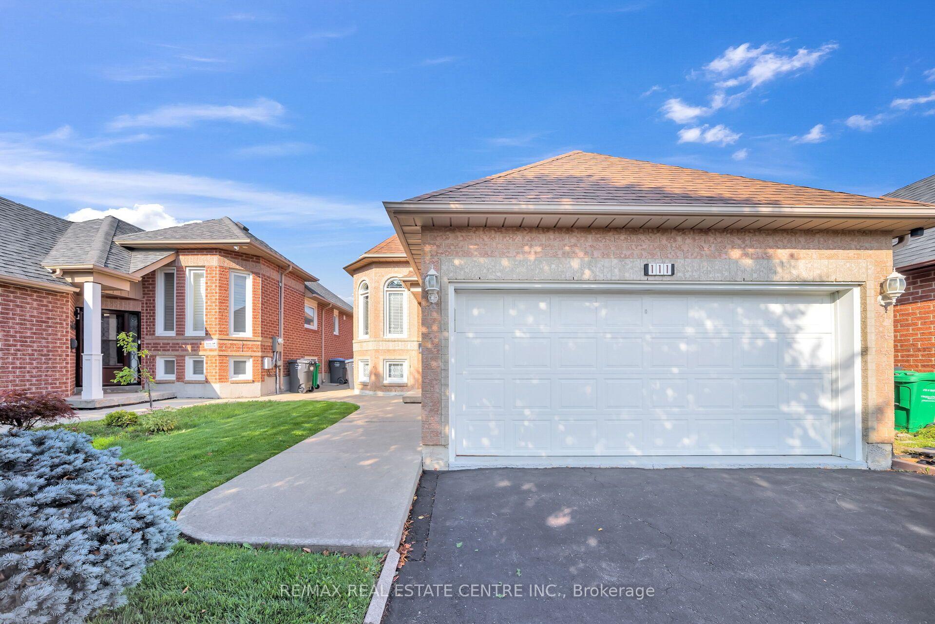 Photo 6 of 111 Springview Drive, Brampton, Brampton West — HOMEH