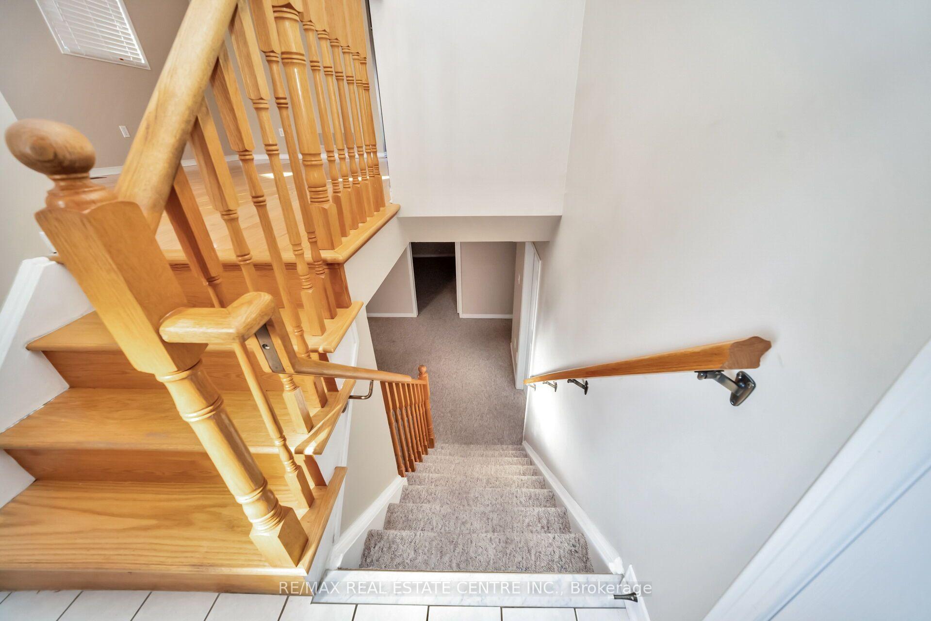 Photo 25 of 111 Springview Drive, Brampton, Brampton West — HOMEH