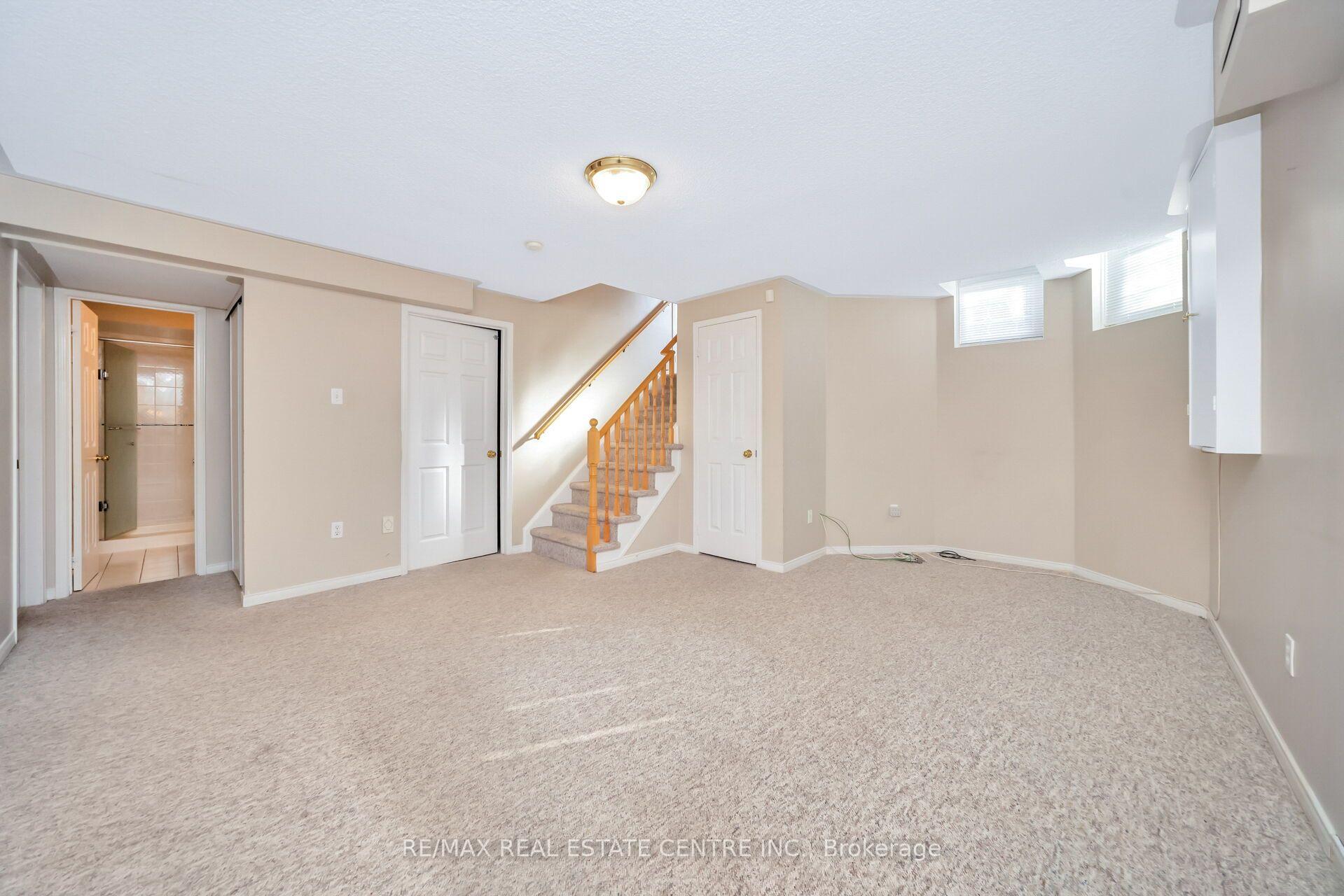 Photo 27 of 111 Springview Drive, Brampton, Brampton West — HOMEH