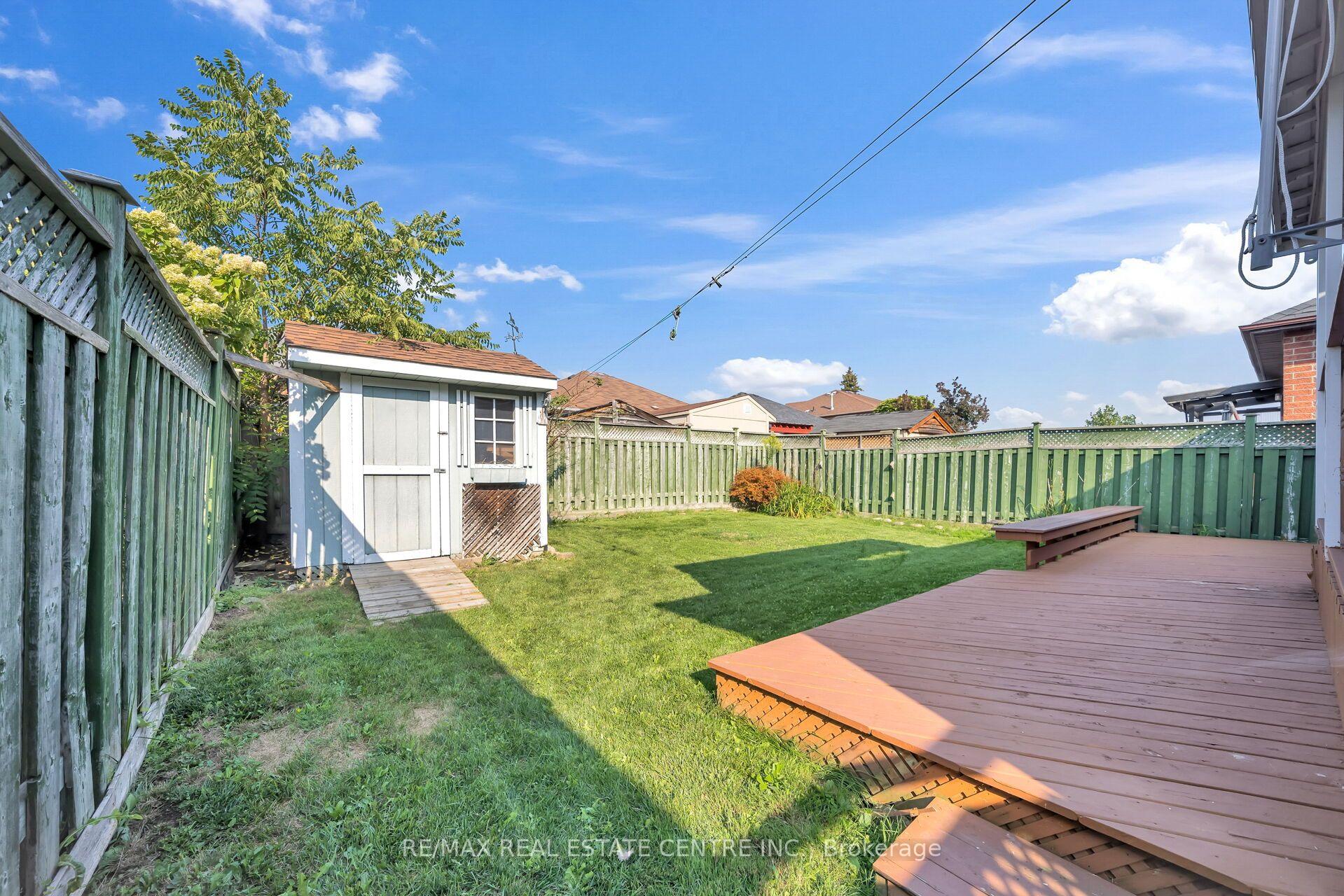 Photo 36 of 111 Springview Drive, Brampton, Brampton West — HOMEH