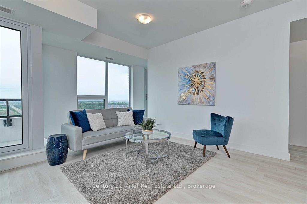 Photo 3 of Unit 2204, 297 Oak Walk Drive, Oakville, River Oaks — HOMEH