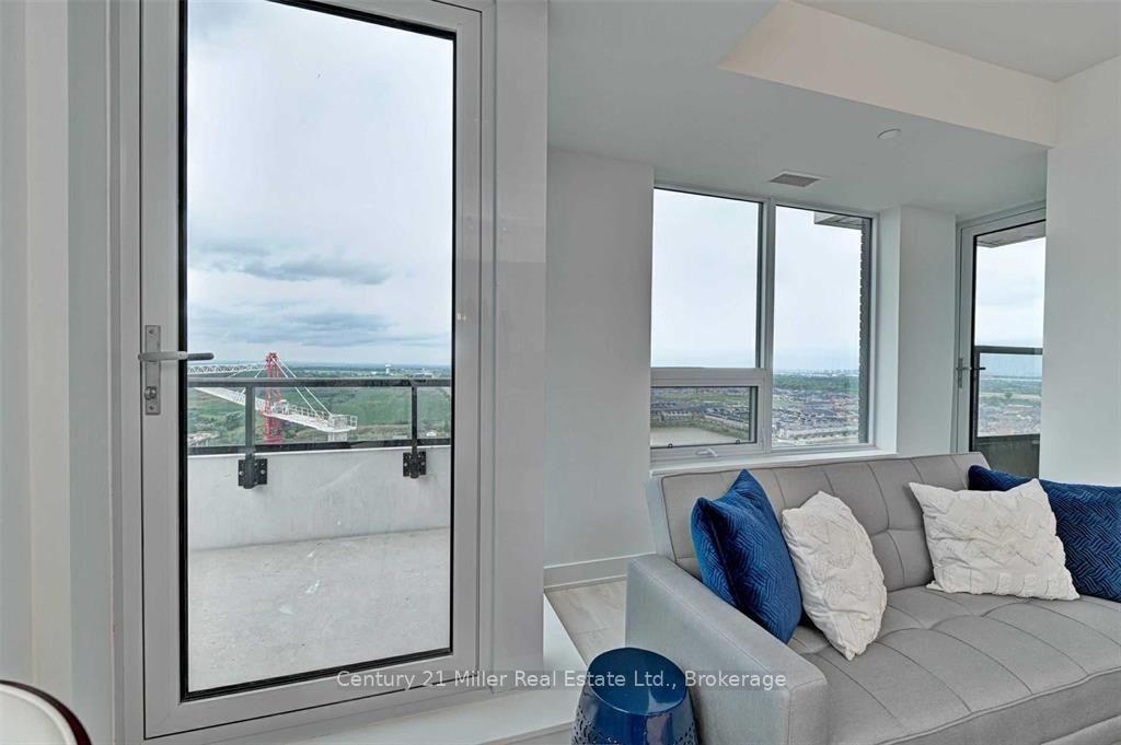 Photo 6 of Unit 2204, 297 Oak Walk Drive, Oakville, River Oaks — HOMEH