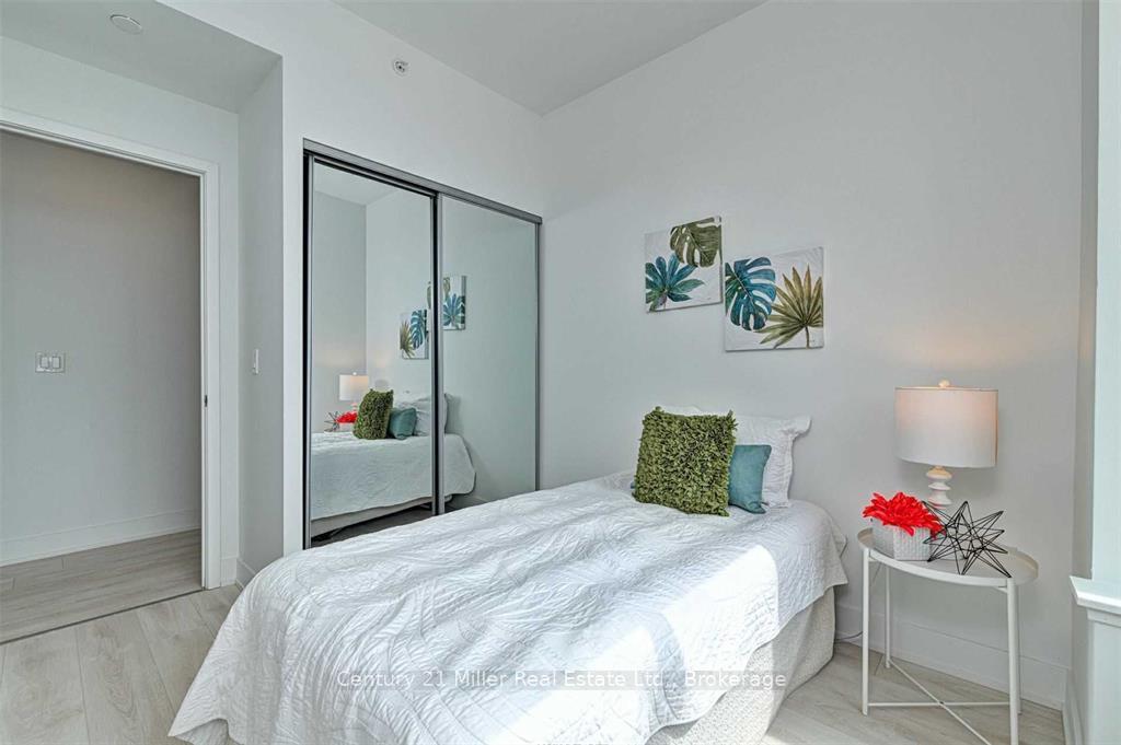 Photo 15 of Unit 2204, 297 Oak Walk Drive, Oakville, River Oaks — HOMEH