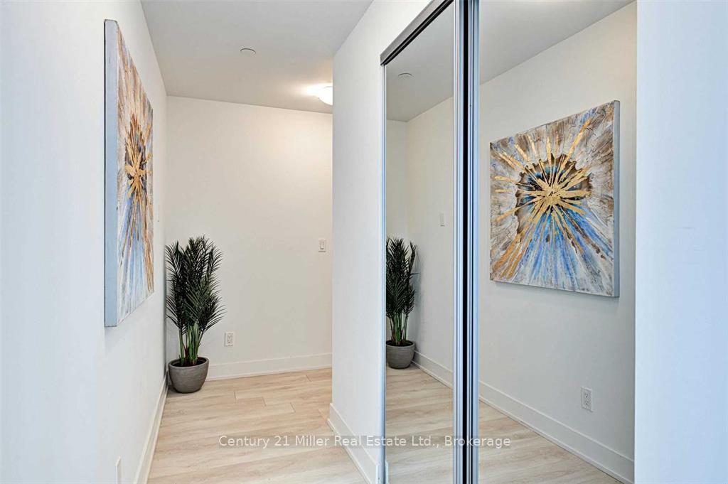 Photo 16 of Unit 2204, 297 Oak Walk Drive, Oakville, River Oaks — HOMEH