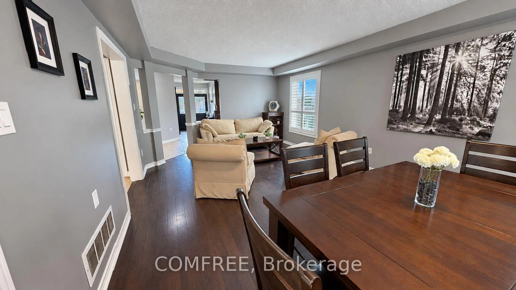 Photo 12 of 241 Acton Boulevard, Halton Hills, Acton — HOMEH
