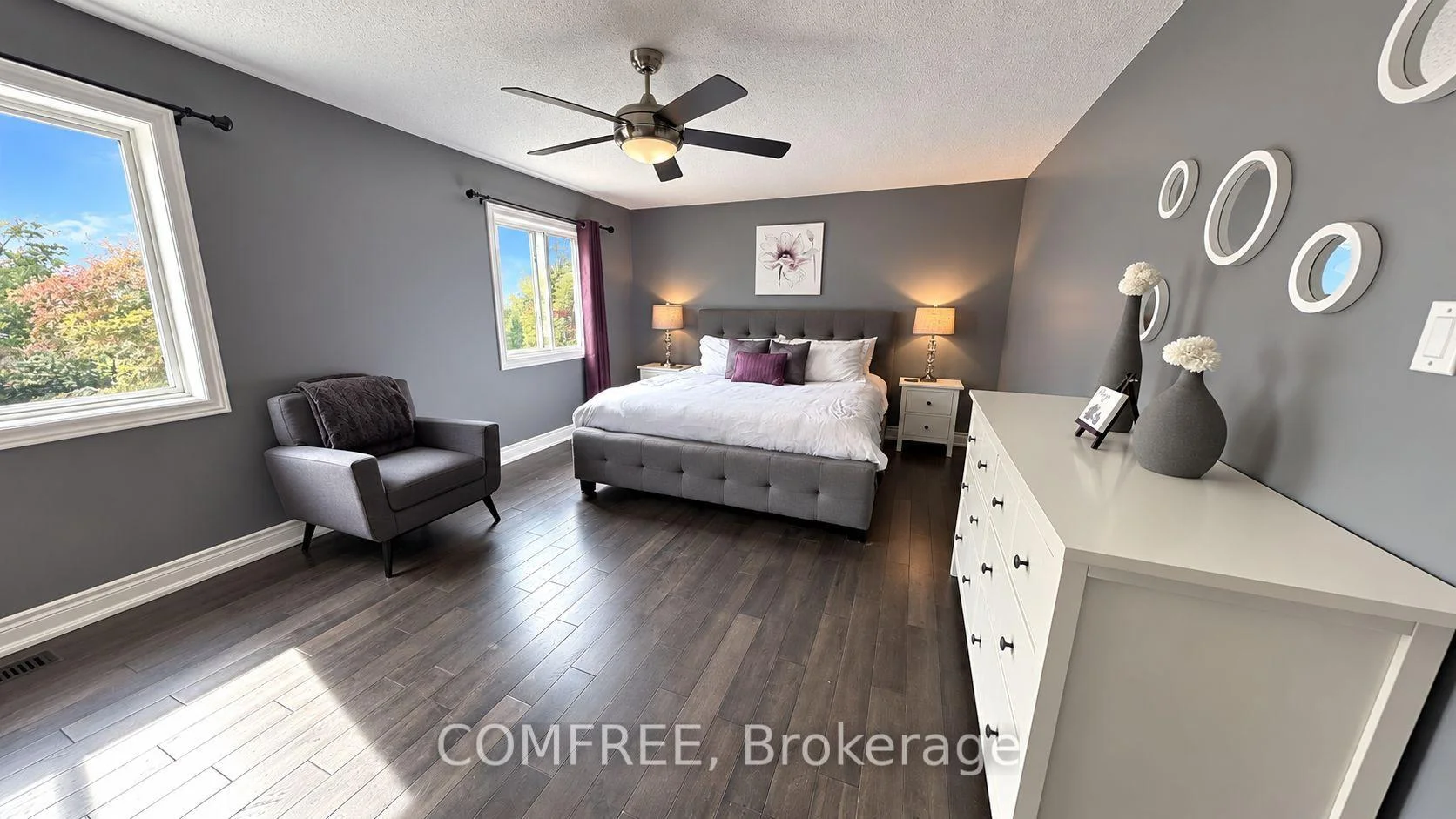 Photo 36 of 241 Acton Boulevard, Halton Hills, Acton — HOMEH