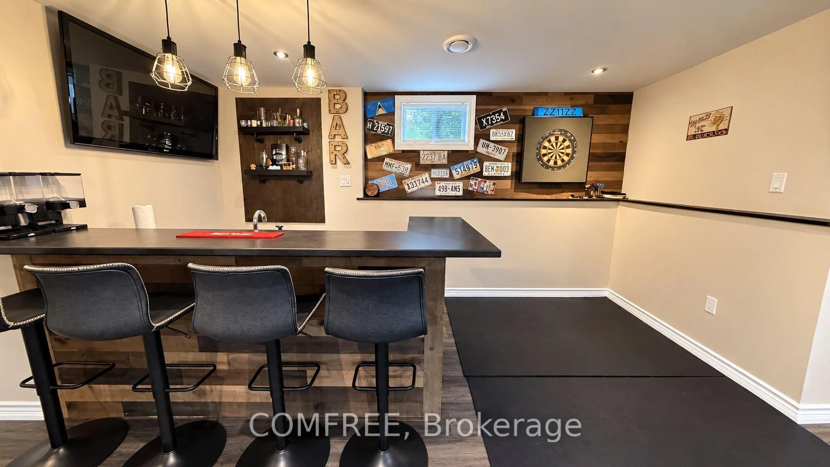 Photo 64 of 241 Acton Boulevard, Halton Hills, Acton — HOMEH