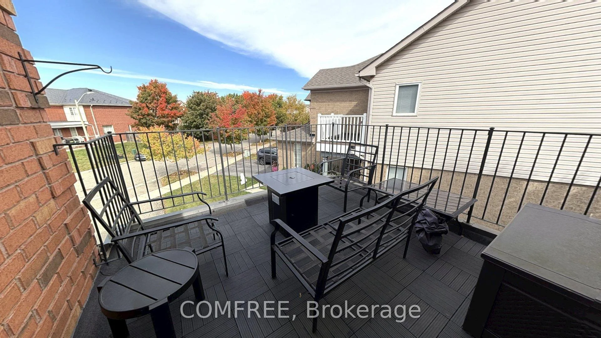Photo 86 of 241 Acton Boulevard, Halton Hills, Acton — HOMEH