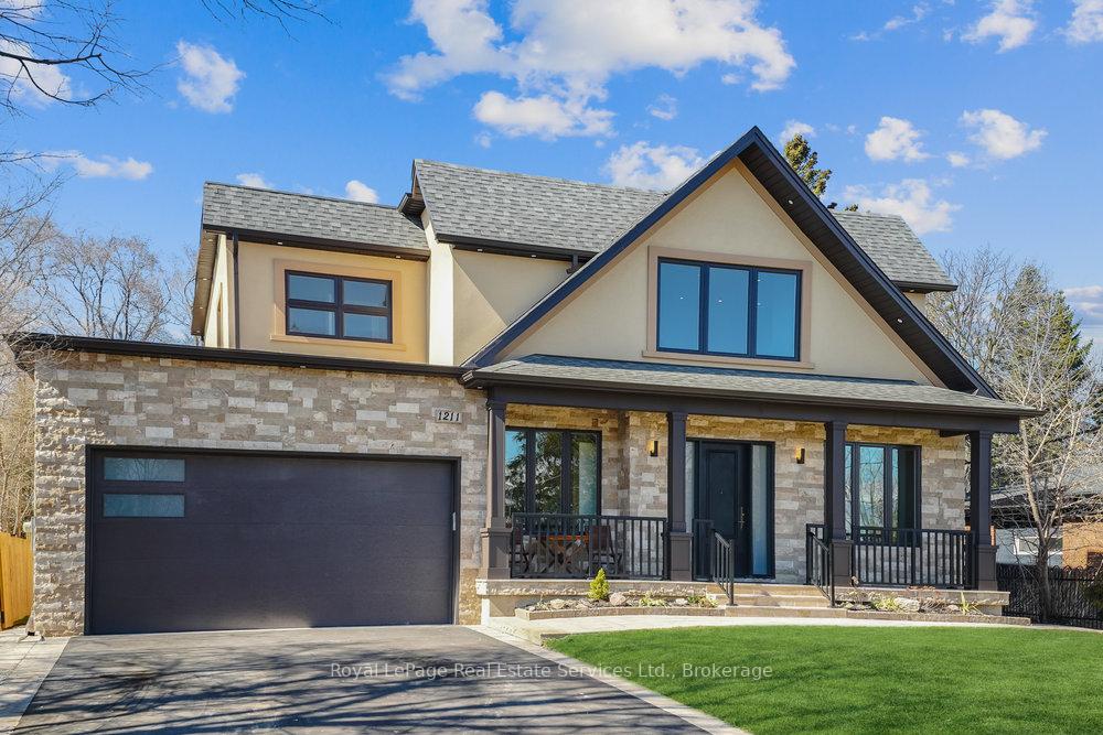 Photo of 1211 Pinegrove Road