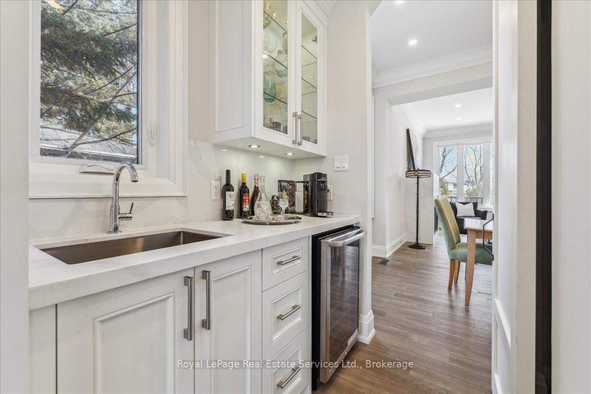 Photo 11 of 1211 Pinegrove Road, Oakville, West — HOMEH