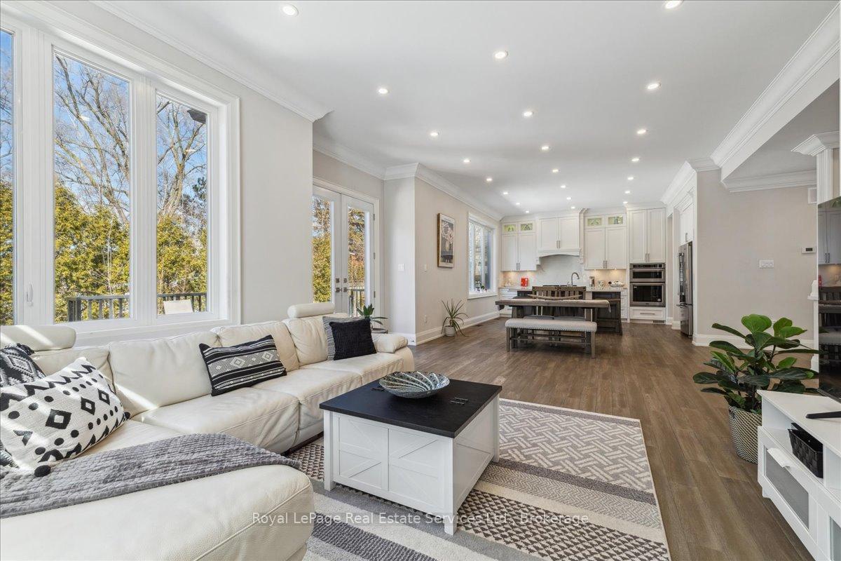 Photo 14 of 1211 Pinegrove Road, Oakville, West — HOMEH