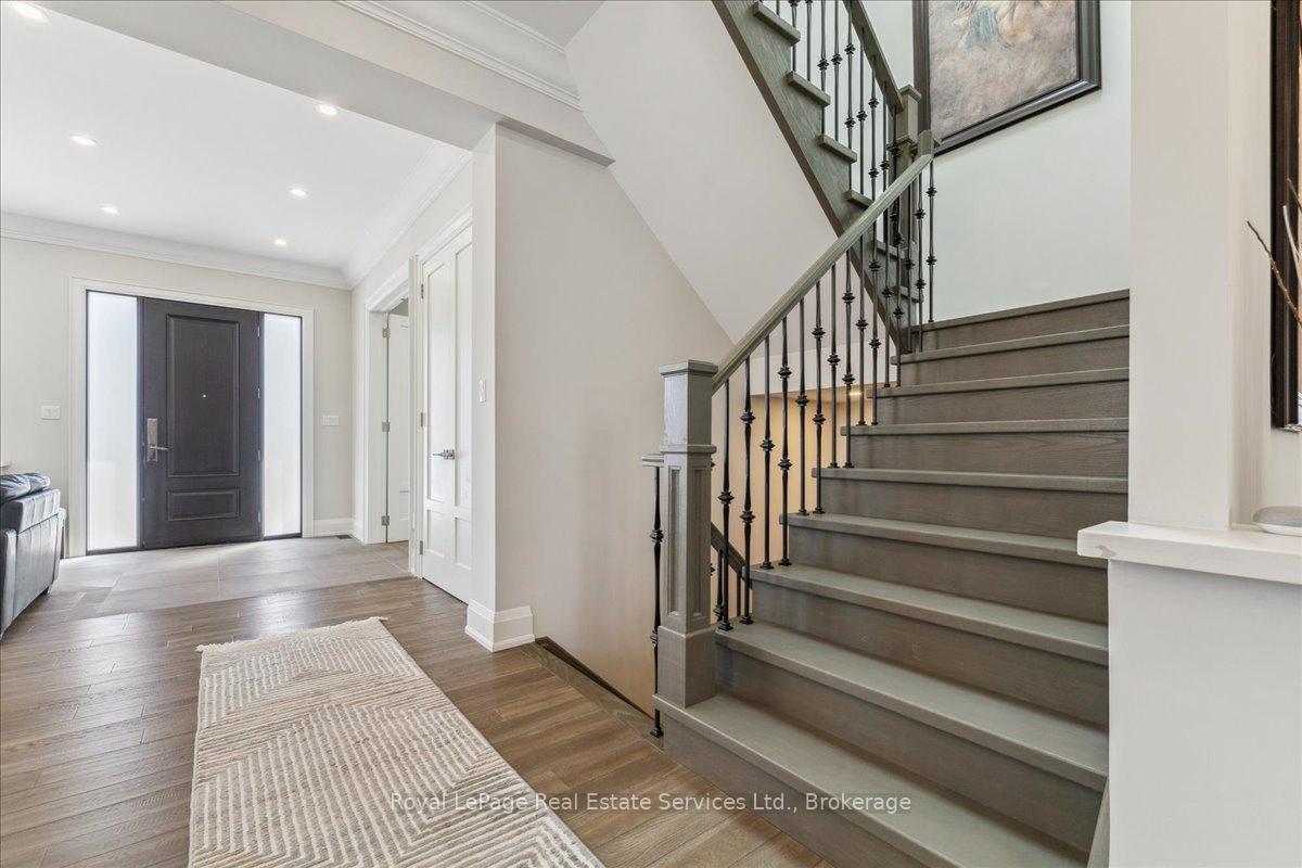 Photo 17 of 1211 Pinegrove Road, Oakville, West — HOMEH