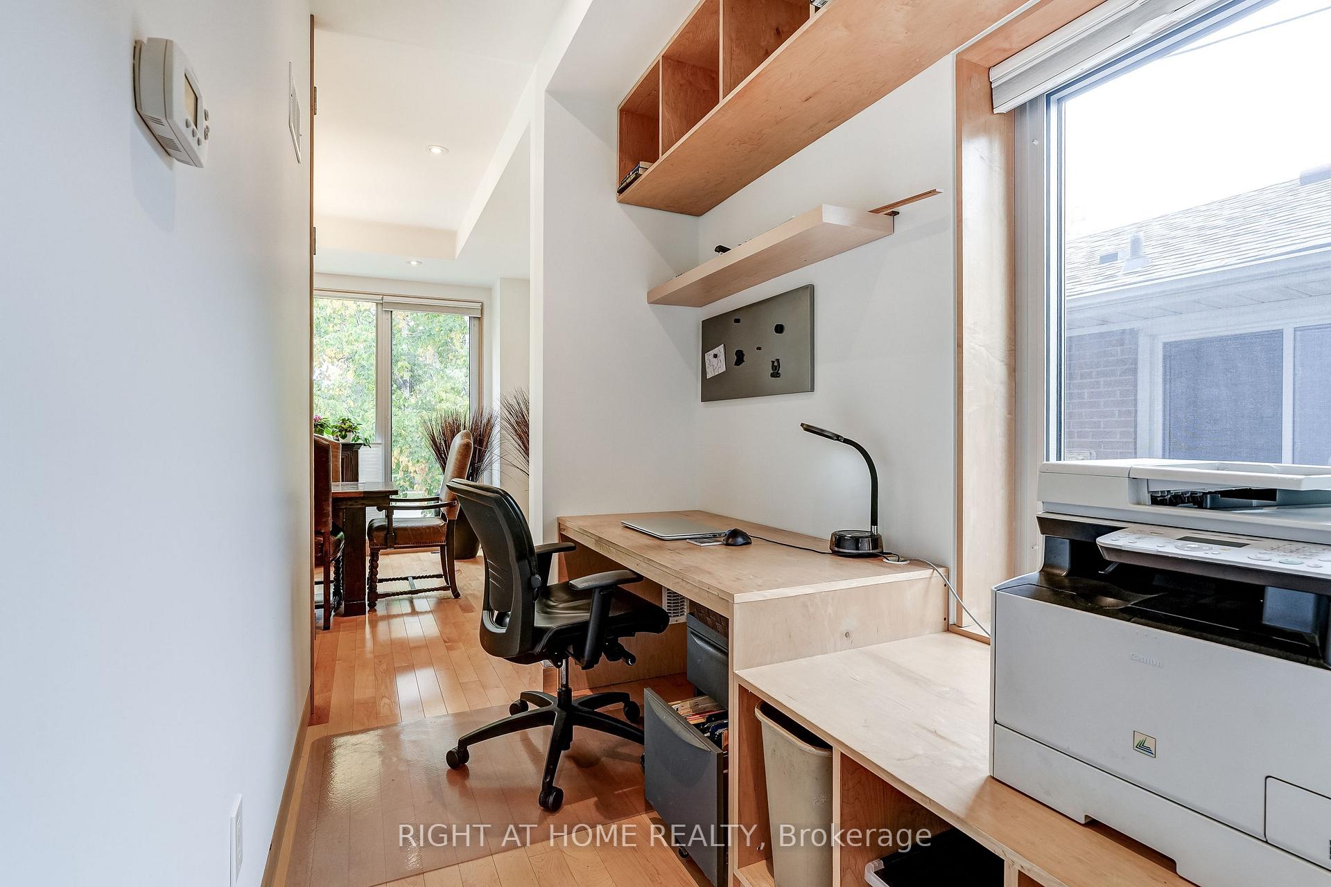Photo 25 of 17 Ashfield Drive, Etobicoke, Eringate-Centennial-West Deane — HOMEH