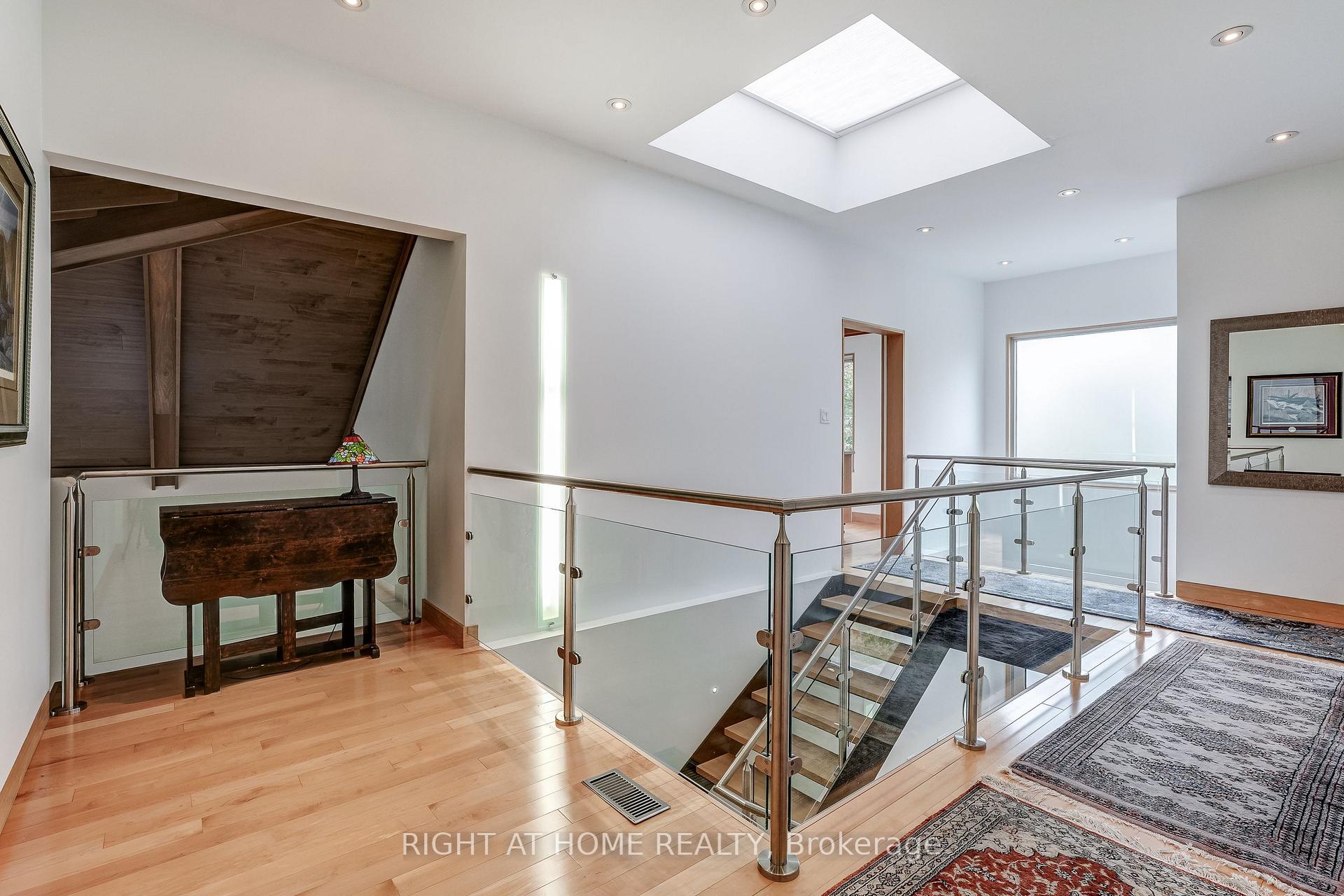 Photo 29 of 17 Ashfield Drive, Etobicoke, Eringate-Centennial-West Deane — HOMEH