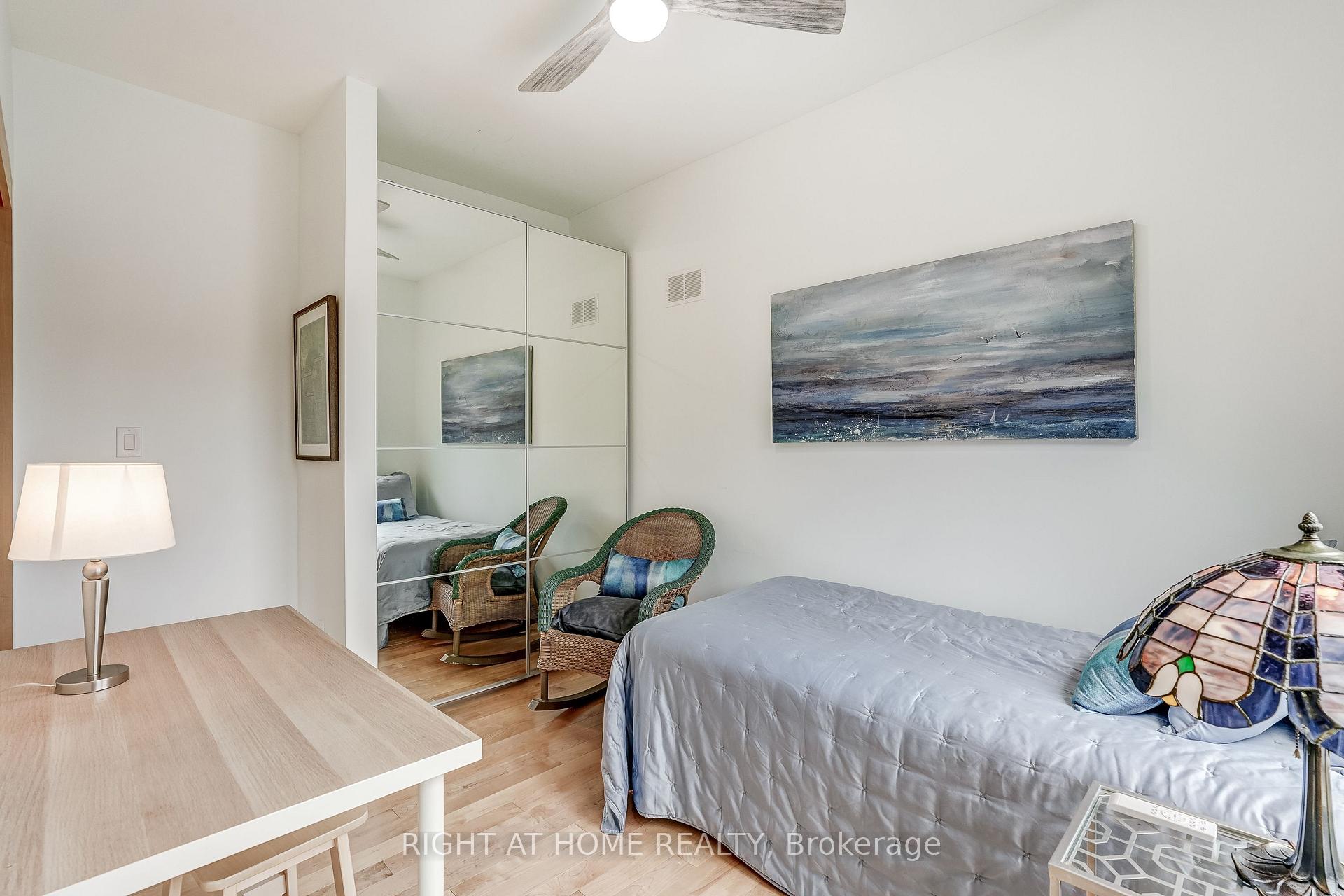 Photo 39 of 17 Ashfield Drive, Etobicoke, Eringate-Centennial-West Deane — HOMEH