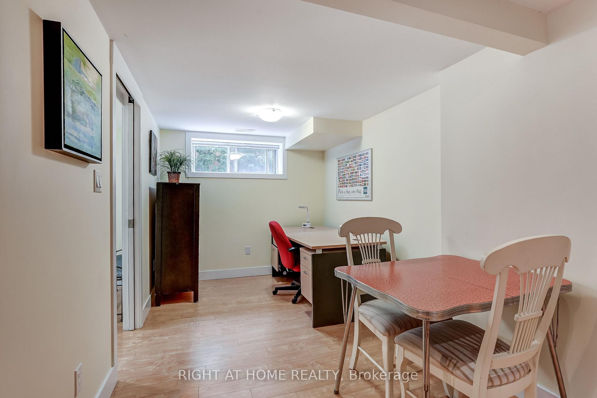 Photo 46 of 17 Ashfield Drive, Etobicoke, Eringate-Centennial-West Deane — HOMEH