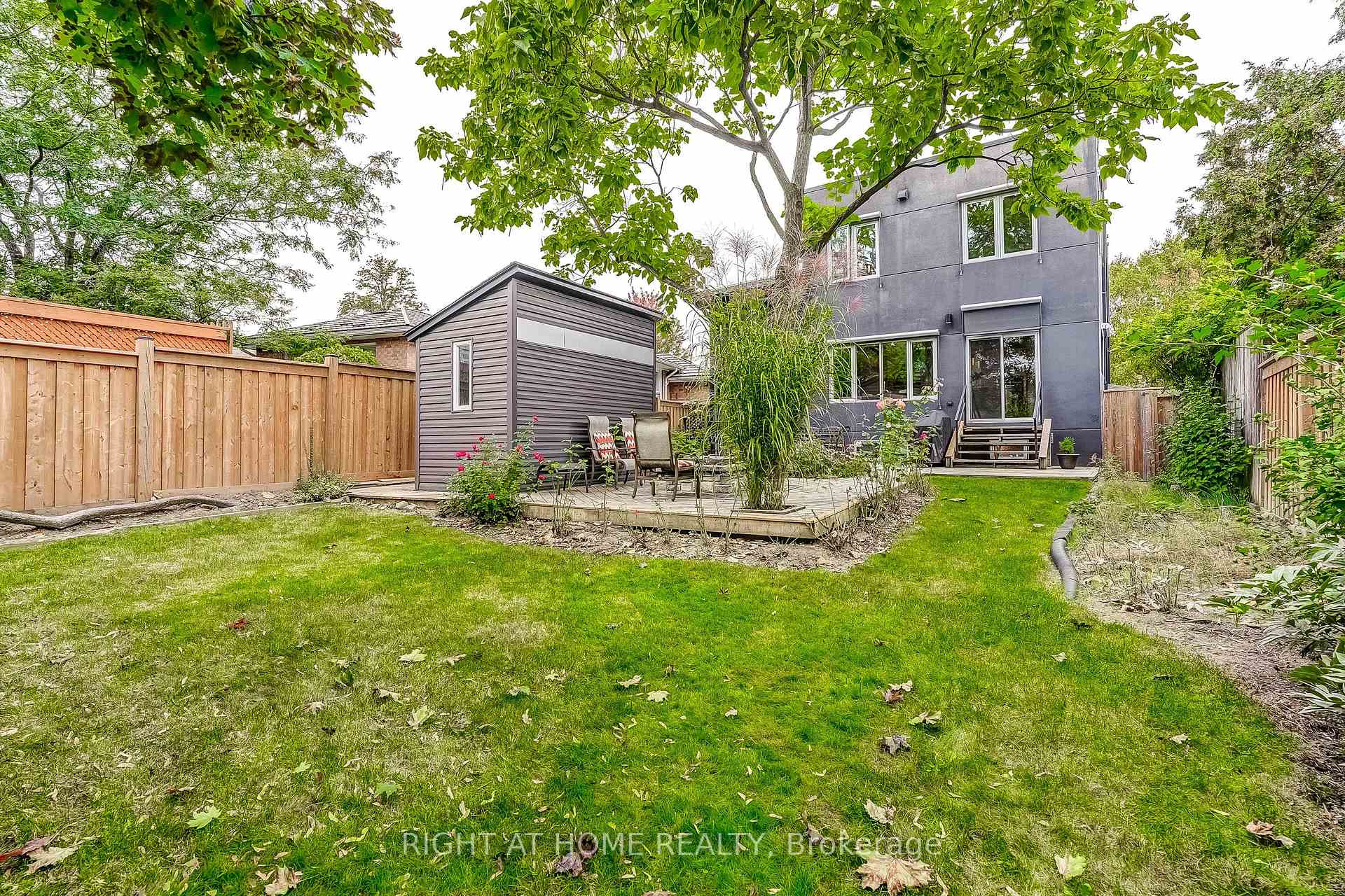 Photo 61 of 17 Ashfield Drive, Etobicoke, Eringate-Centennial-West Deane — HOMEH