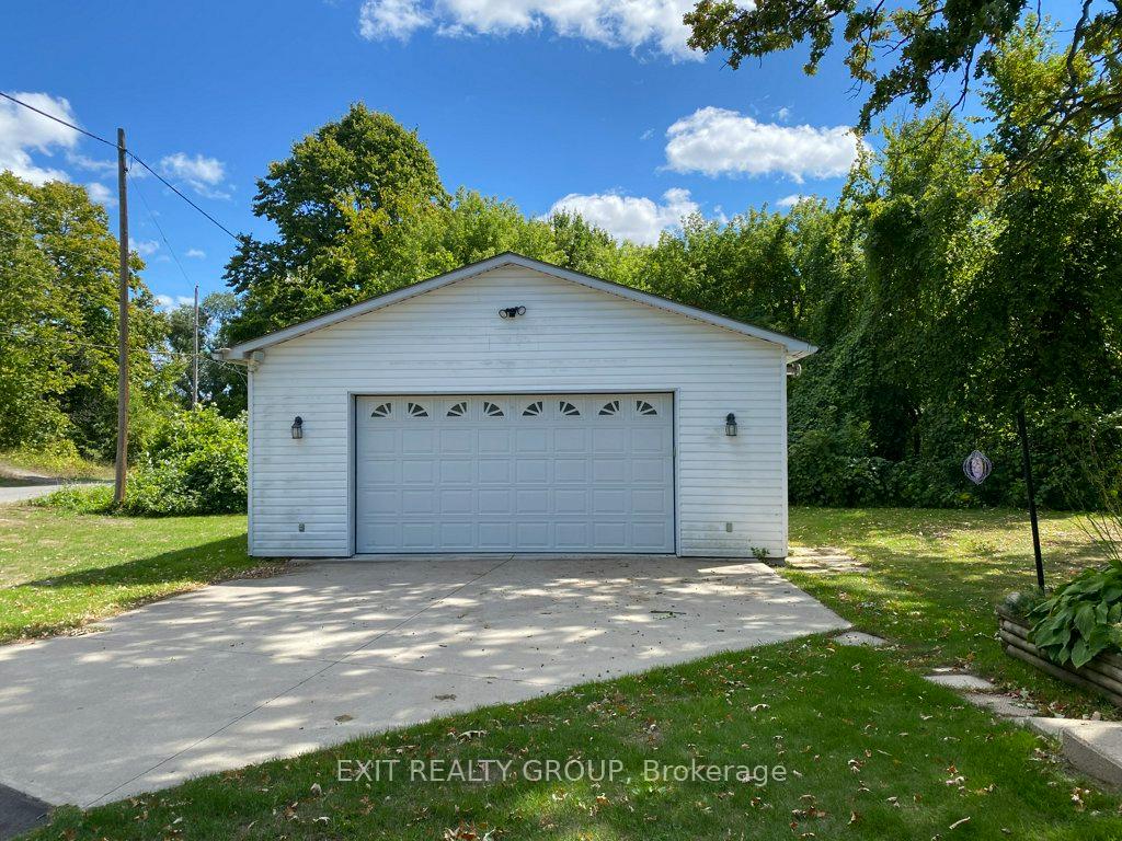 Photo 35 of 87 Bernard Long Road, Quinte West, Sidney Ward — HOMEH