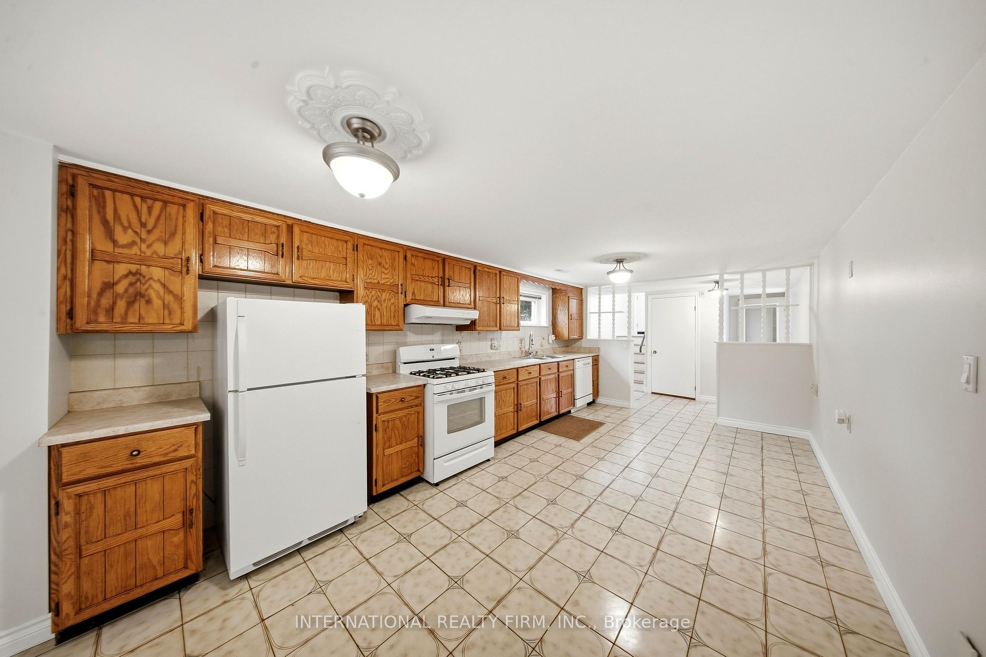 Photo 17 of 92 Andrew Park, Vaughan, West Woodbridge — HOMEH