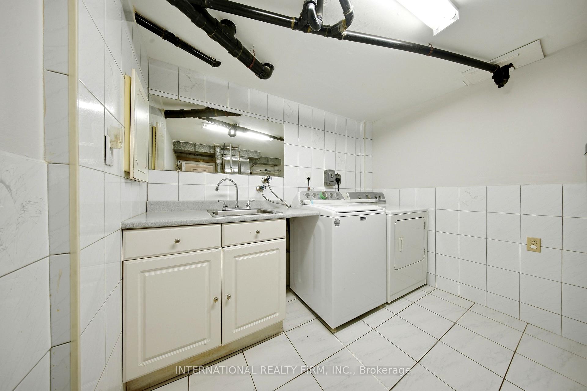 Photo 22 of 92 Andrew Park, Vaughan, West Woodbridge — HOMEH