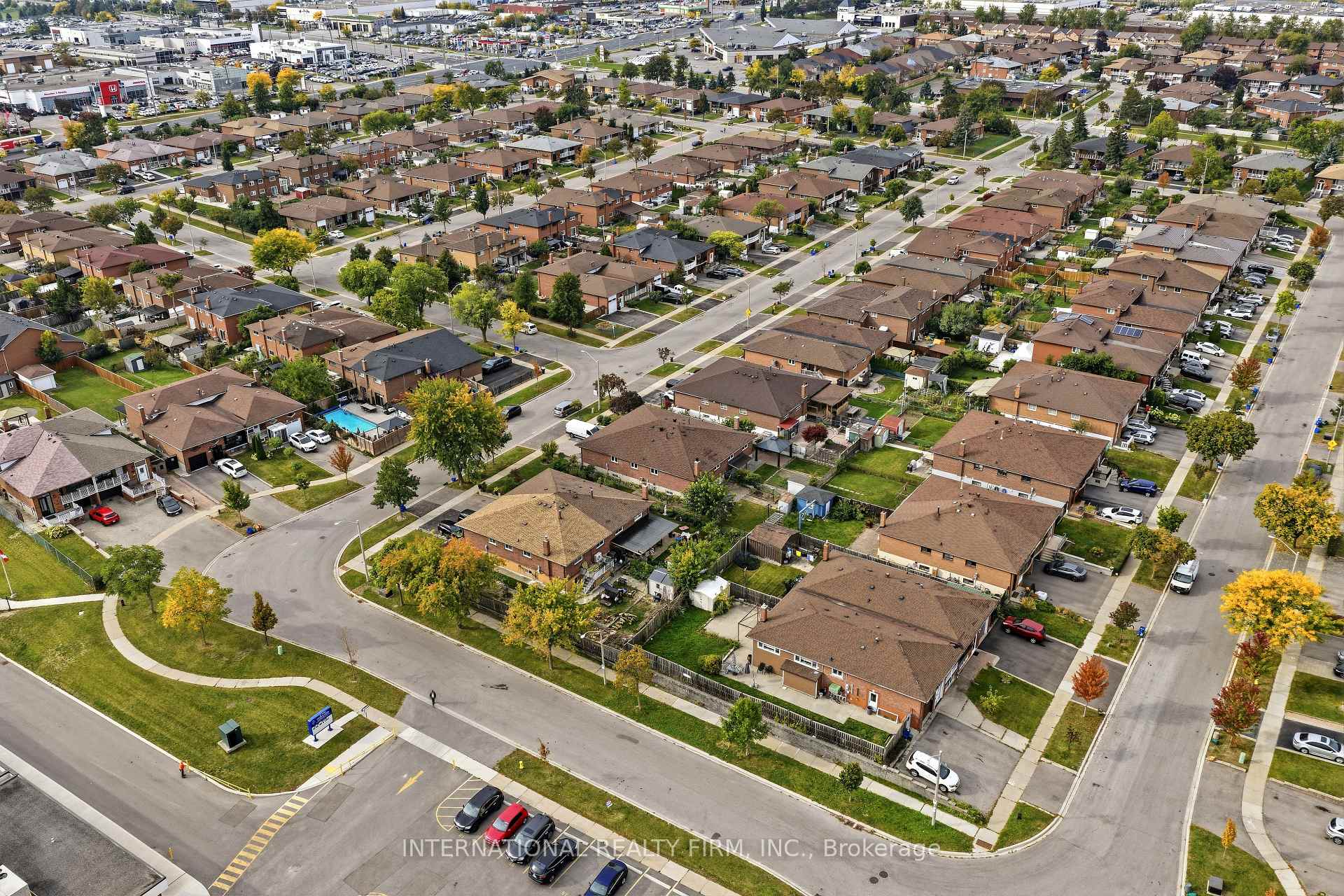 Photo 29 of 92 Andrew Park, Vaughan, West Woodbridge — HOMEH