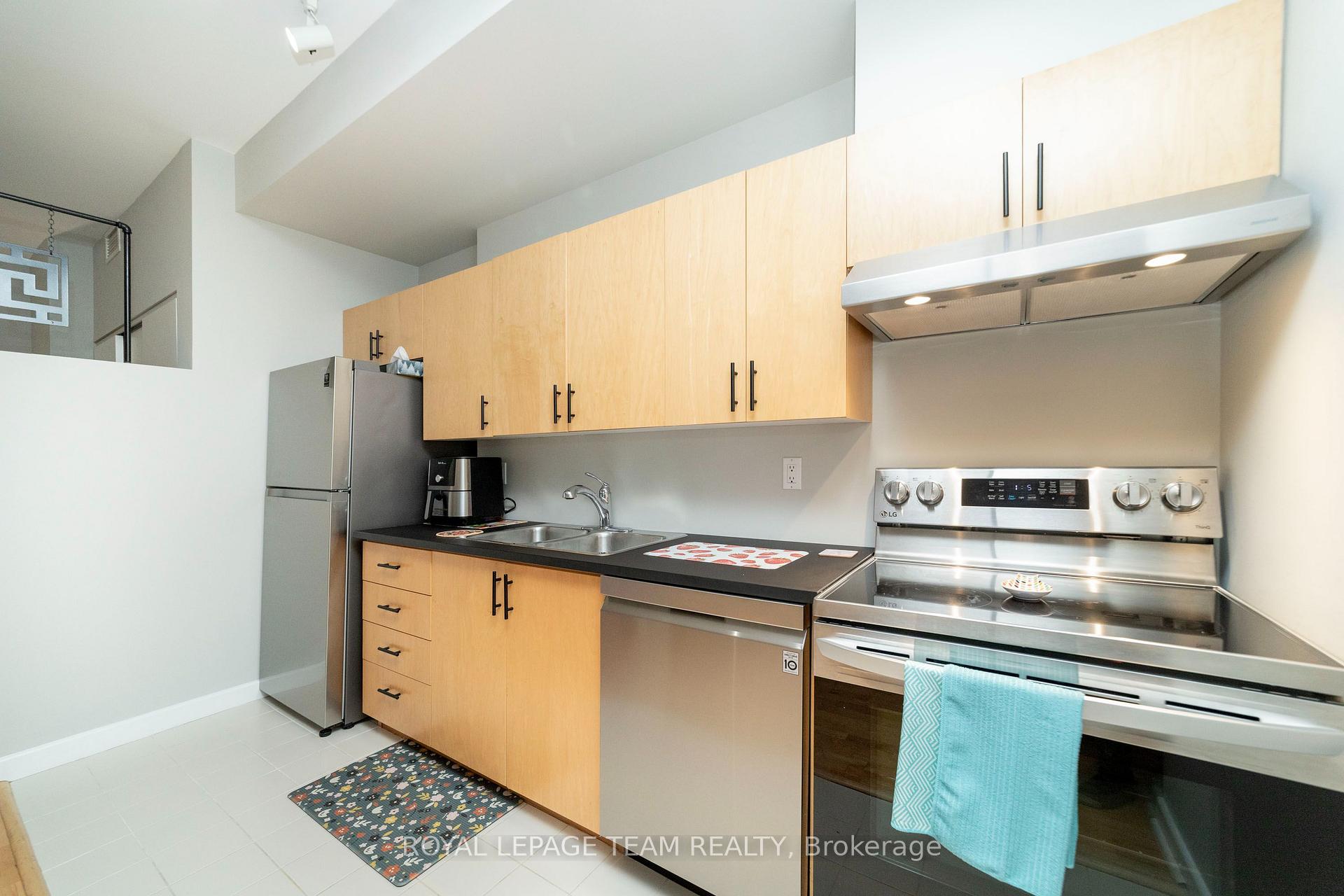 Photo 18 of Unit 209, 180 York Street, Ottawa, Lower Town/Byward Market — HOMEH