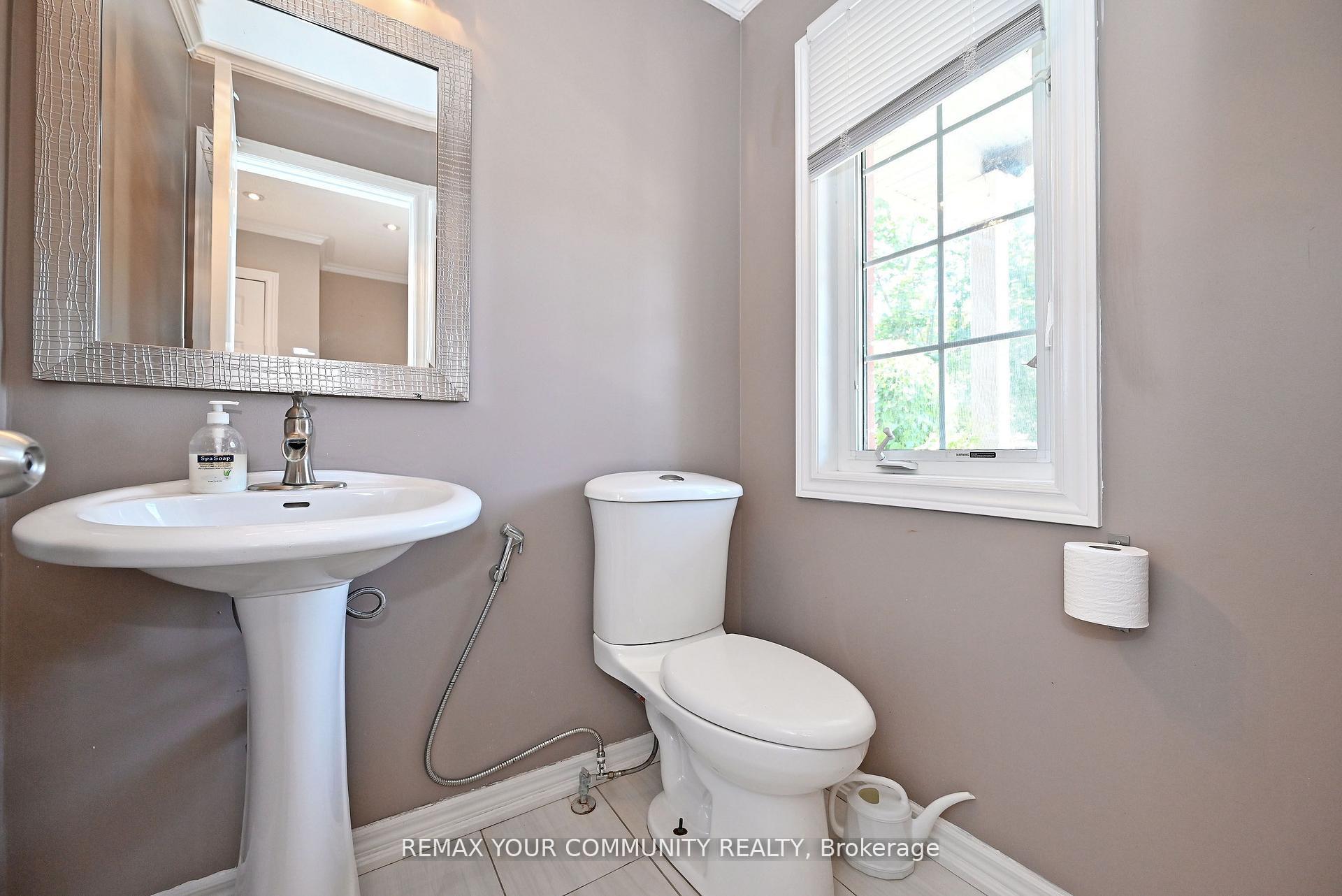 Photo 25 of 73 Laurendale Avenue, Georgina, Keswick South — HOMEH