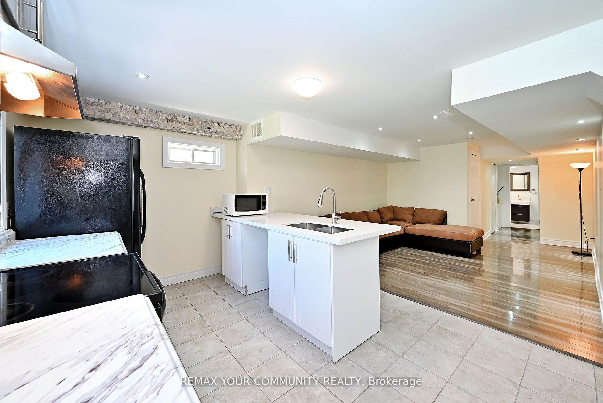 Photo 45 of 73 Laurendale Avenue, Georgina, Keswick South — HOMEH