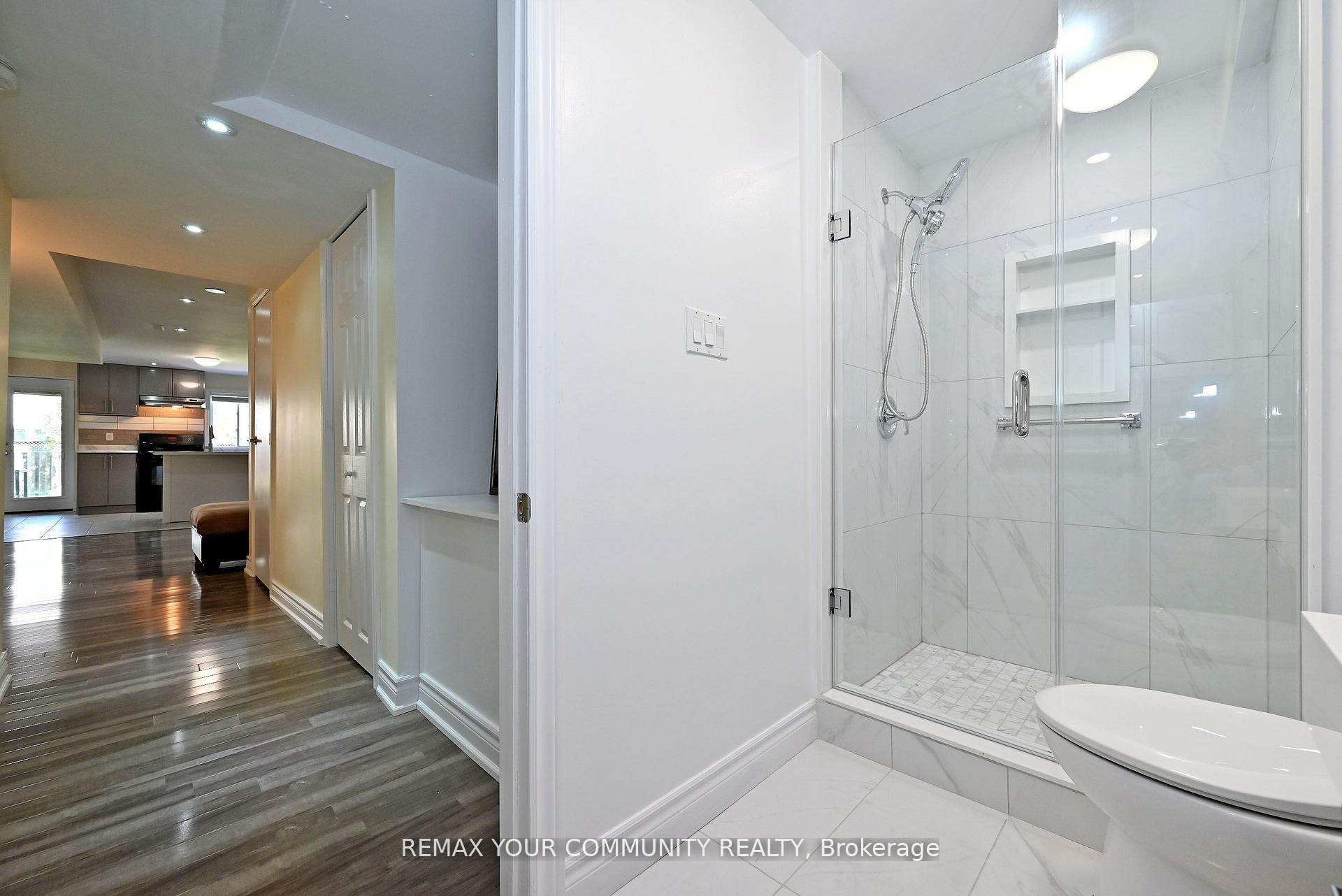 Photo 63 of 73 Laurendale Avenue, Georgina, Keswick South — HOMEH