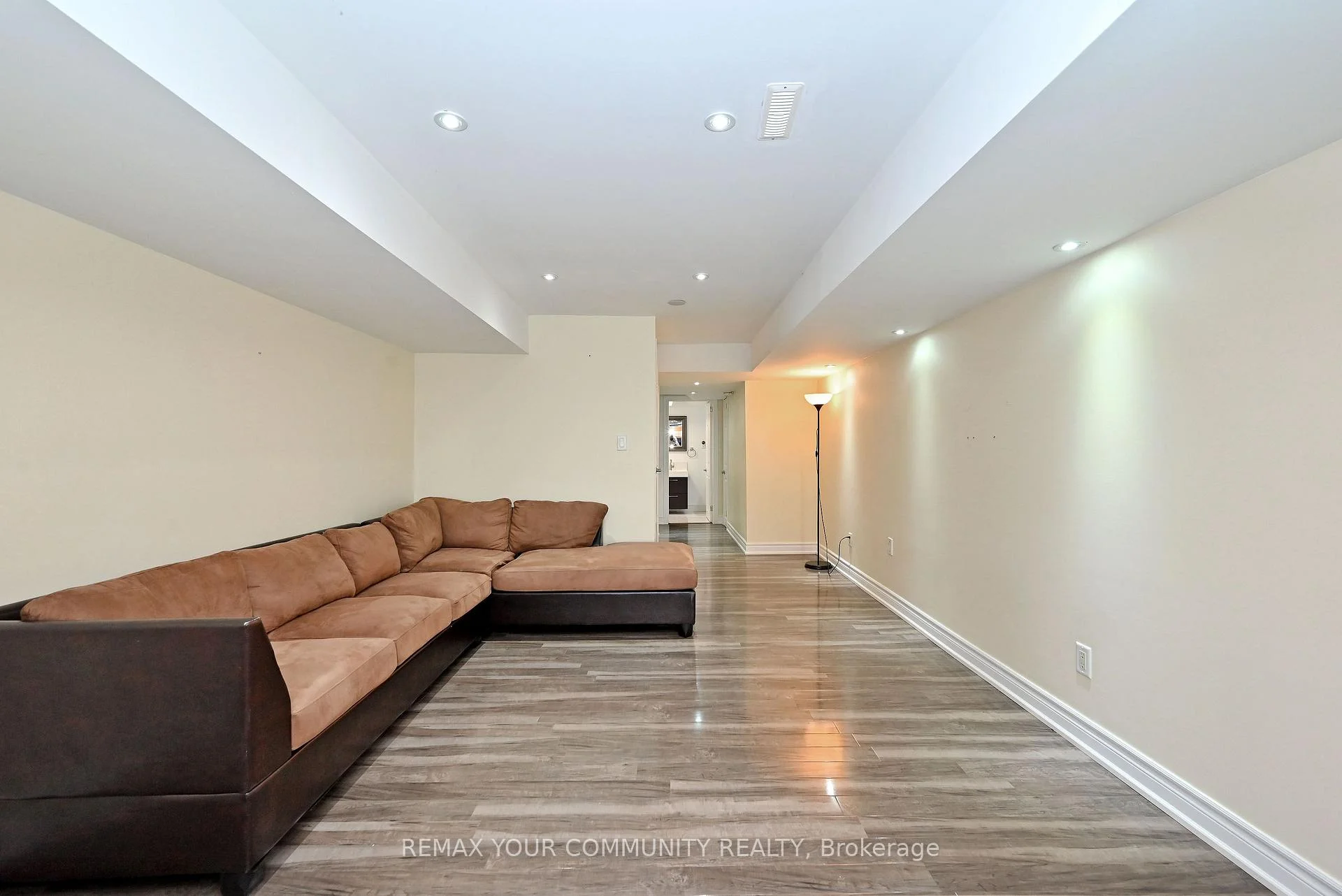 Photo 50 of 73 Laurendale Avenue, Georgina, Keswick South — HOMEH