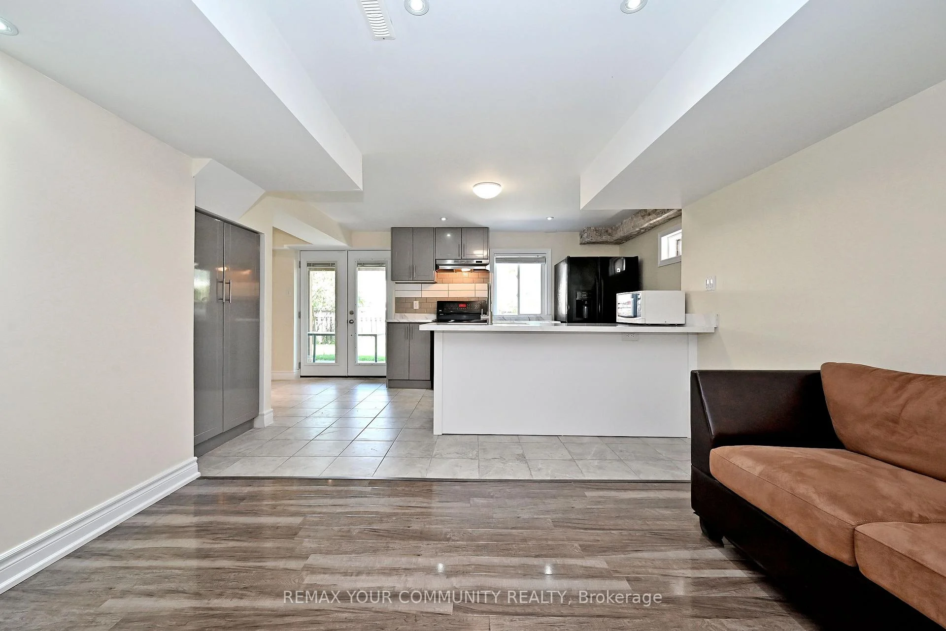 Photo 56 of 73 Laurendale Avenue, Georgina, Keswick South — HOMEH
