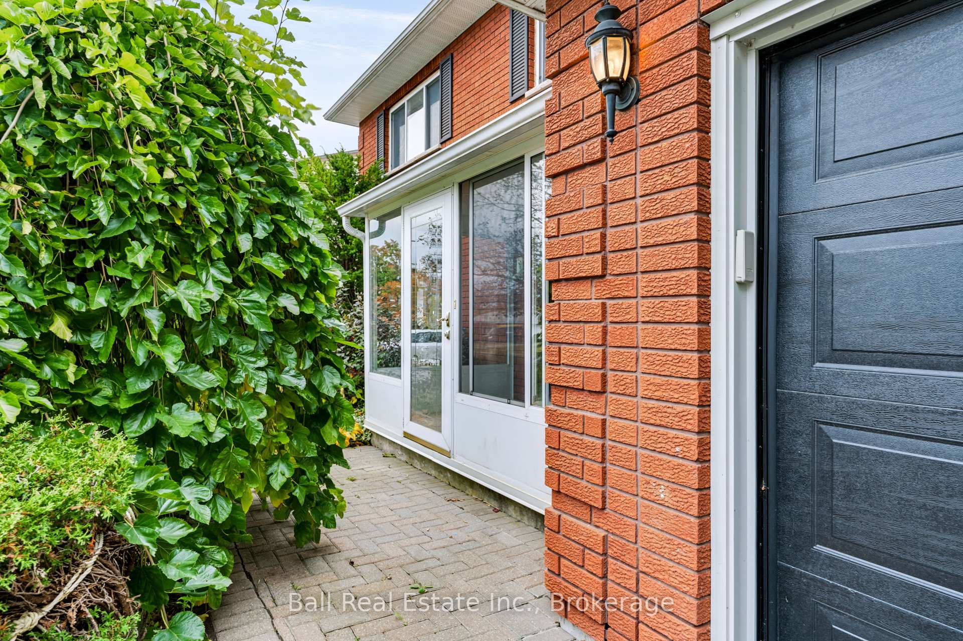Photo 4 of 793 Hewitt Drive, Peterborough, Monaghan Ward 2 — HOMEH