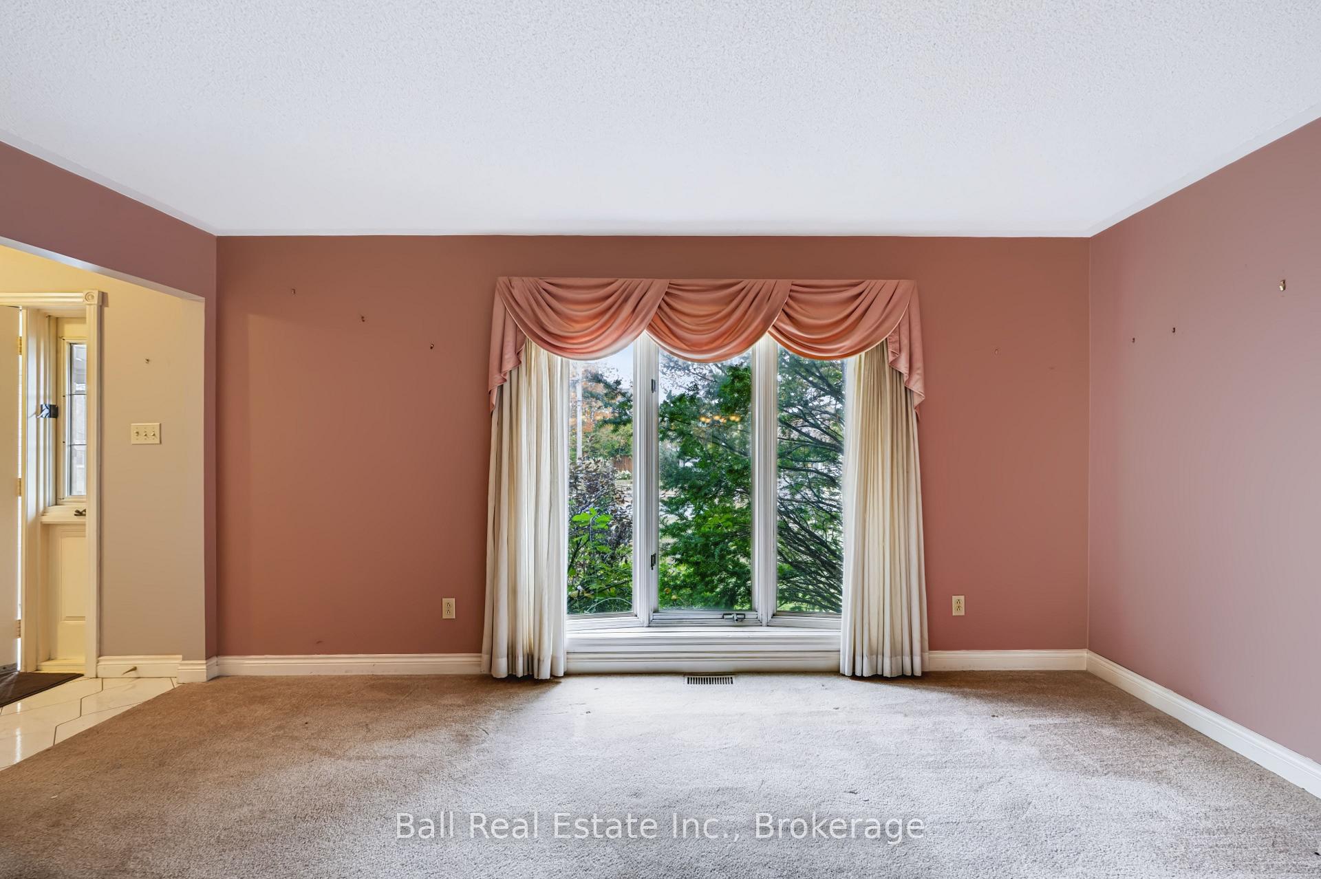 Photo 8 of 793 Hewitt Drive, Peterborough, Monaghan Ward 2 — HOMEH