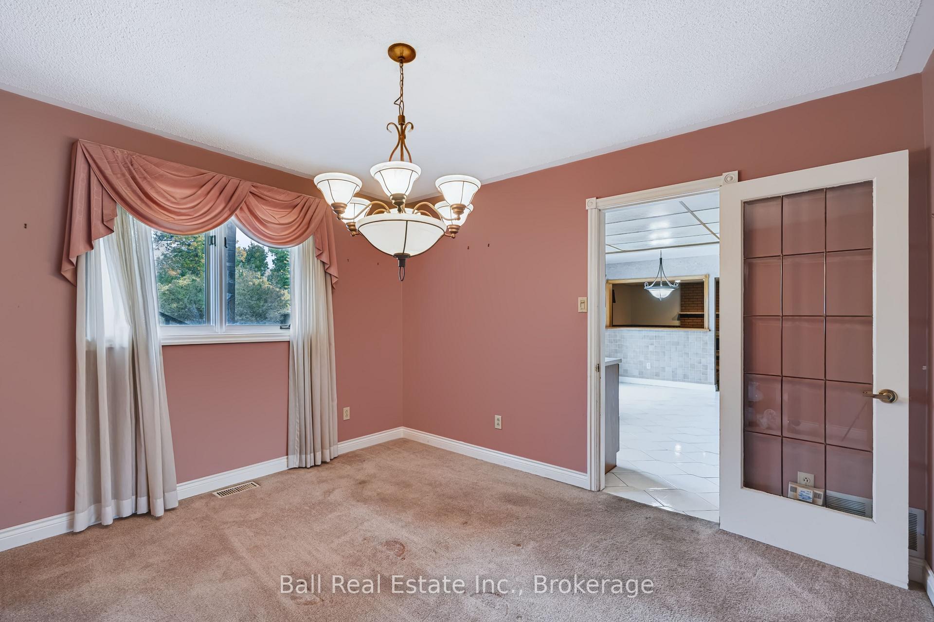 Photo 9 of 793 Hewitt Drive, Peterborough, Monaghan Ward 2 — HOMEH