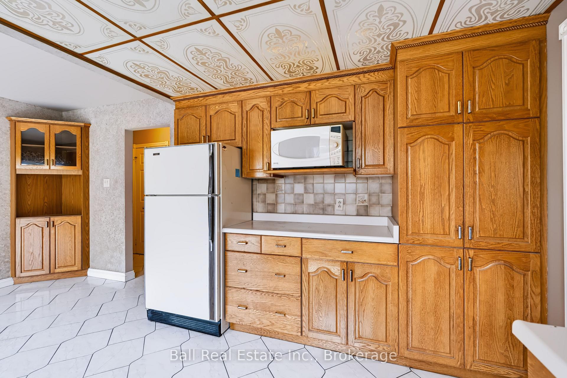 Photo 14 of 793 Hewitt Drive, Peterborough, Monaghan Ward 2 — HOMEH