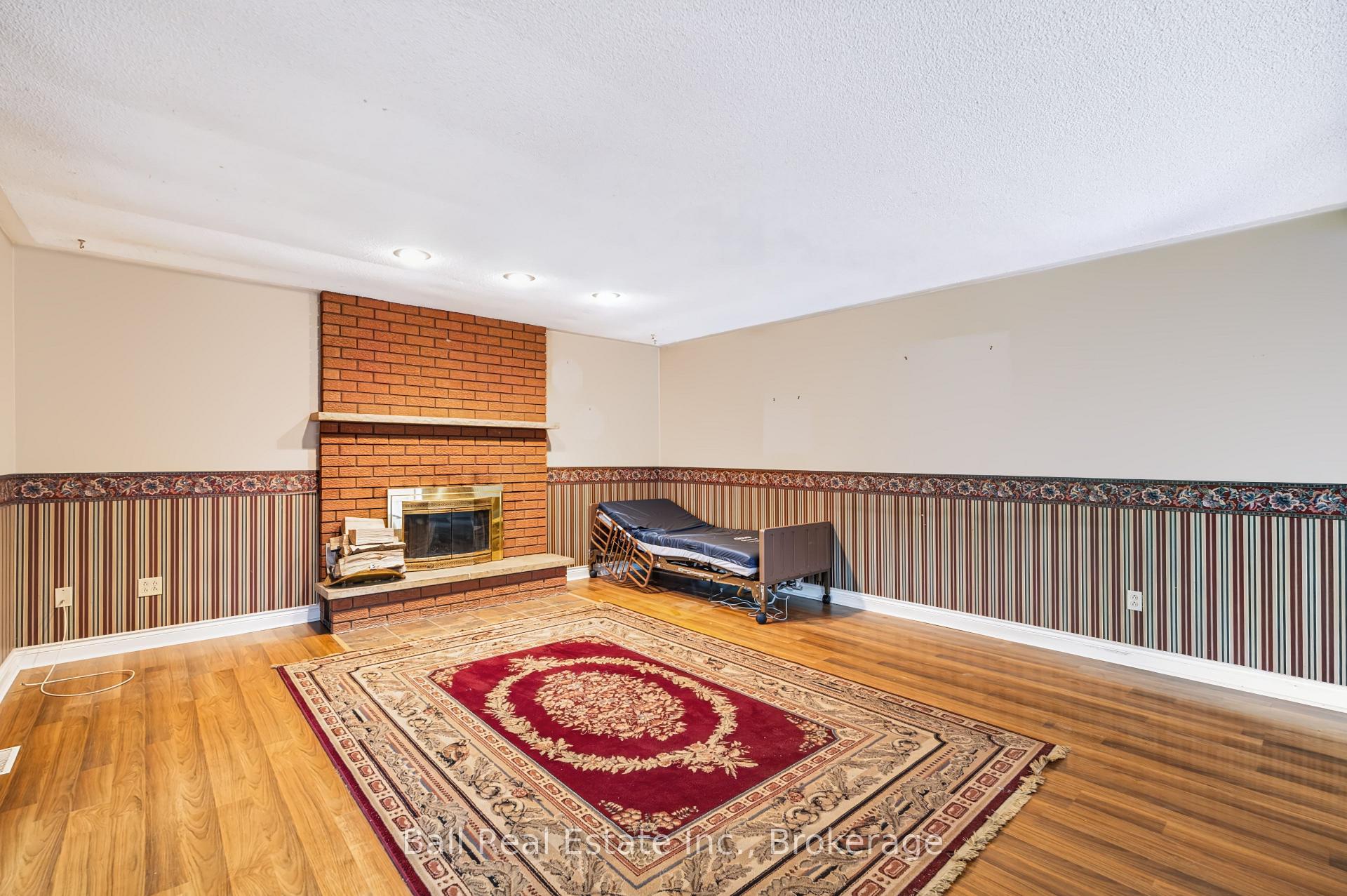 Photo 17 of 793 Hewitt Drive, Peterborough, Monaghan Ward 2 — HOMEH