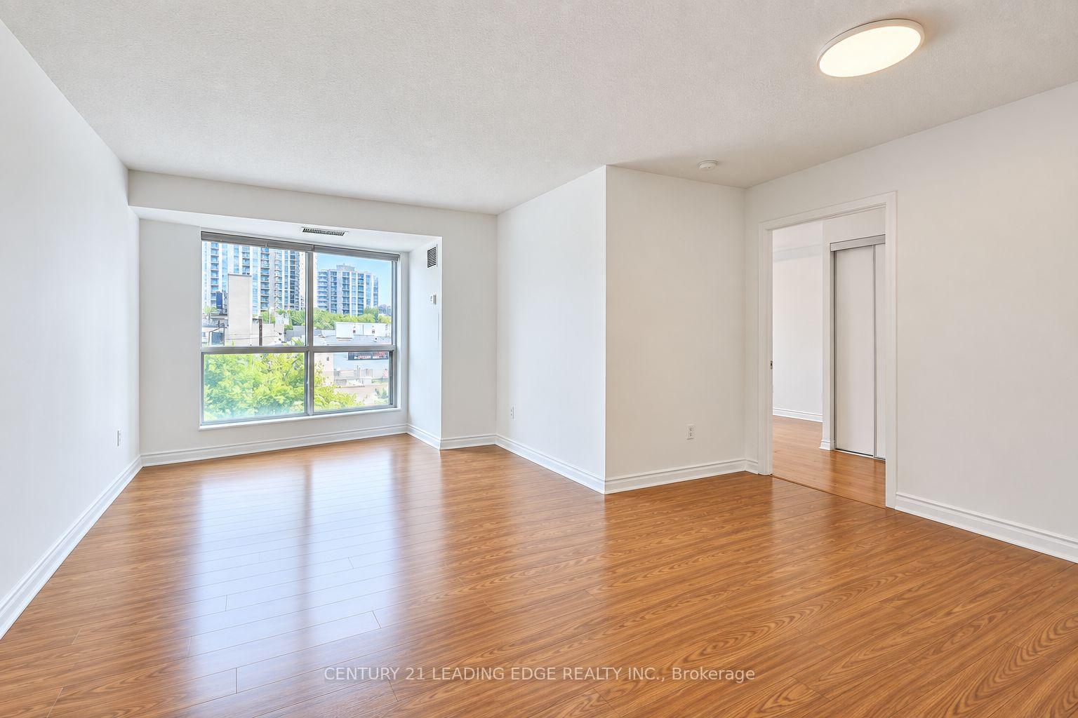 Front of Unit 316, 7 Lorraine Drive W