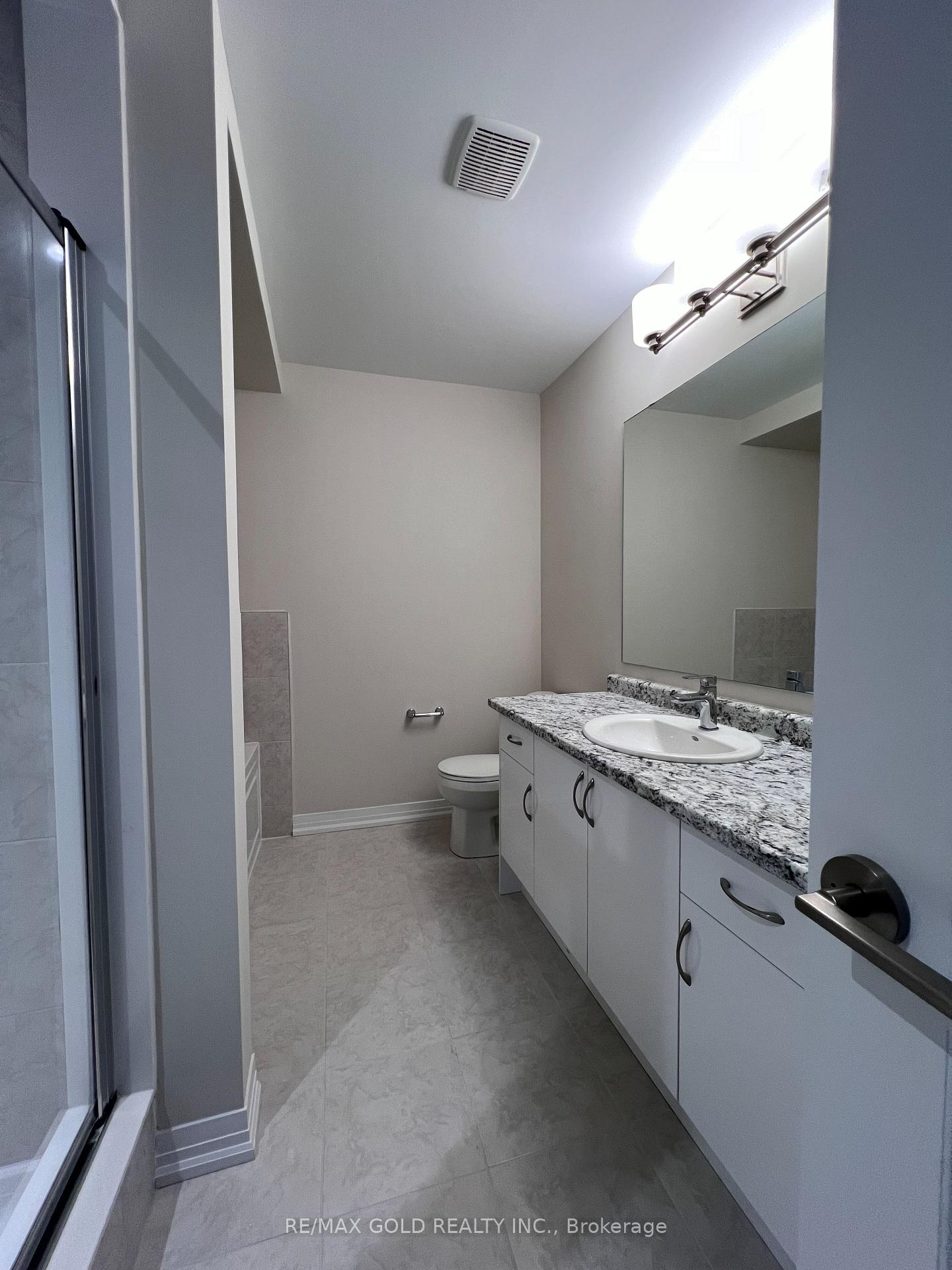 Photo 24 of 31 George Brier Drive W, Brant, Paris — HOMEH
