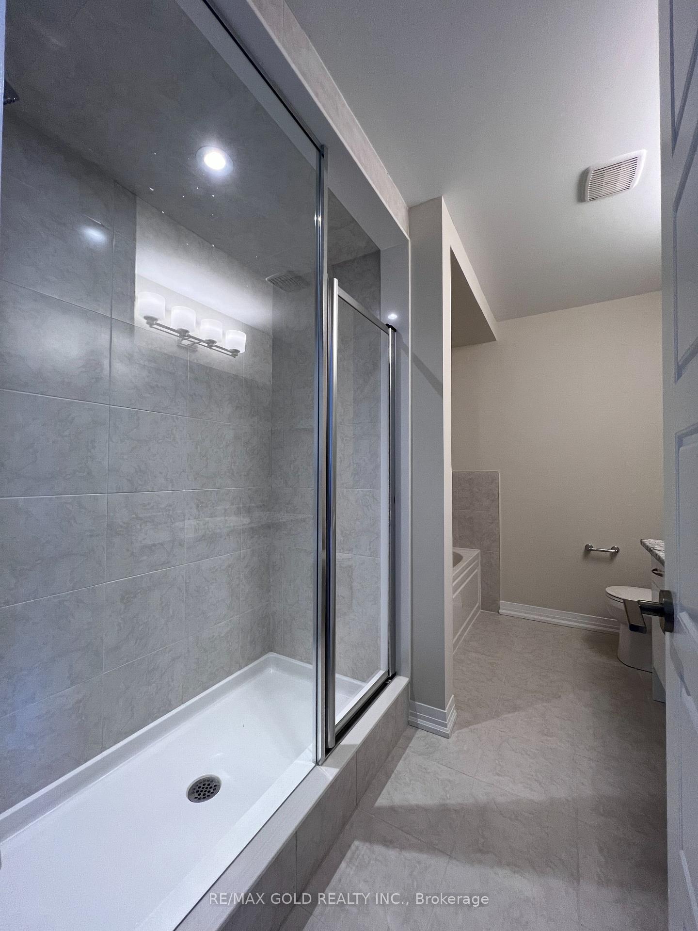 Photo 25 of 31 George Brier Drive W, Brant, Paris — HOMEH