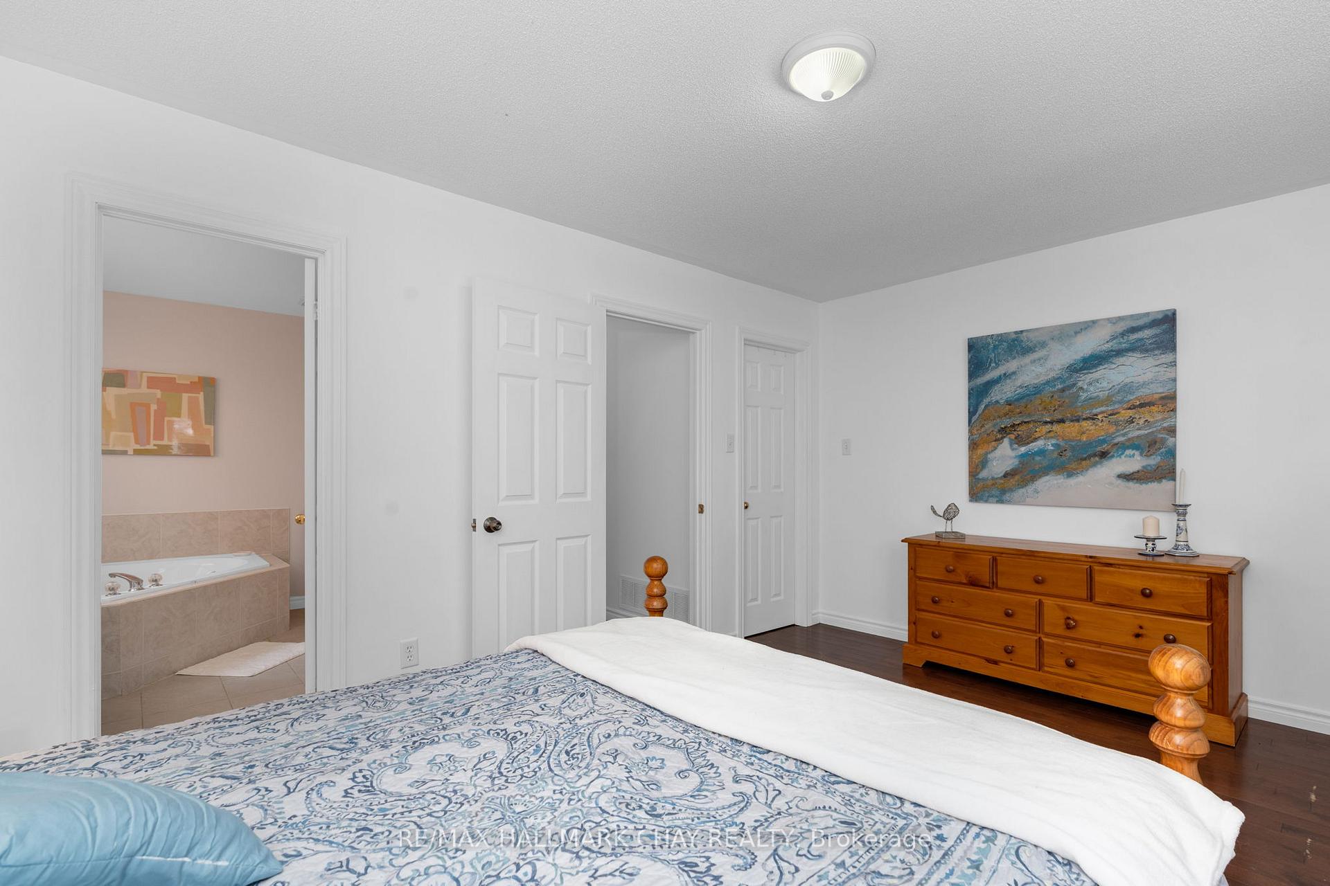 Photo 14 of 63 Masters Drive, Barrie, East Bayfield — HOMEH