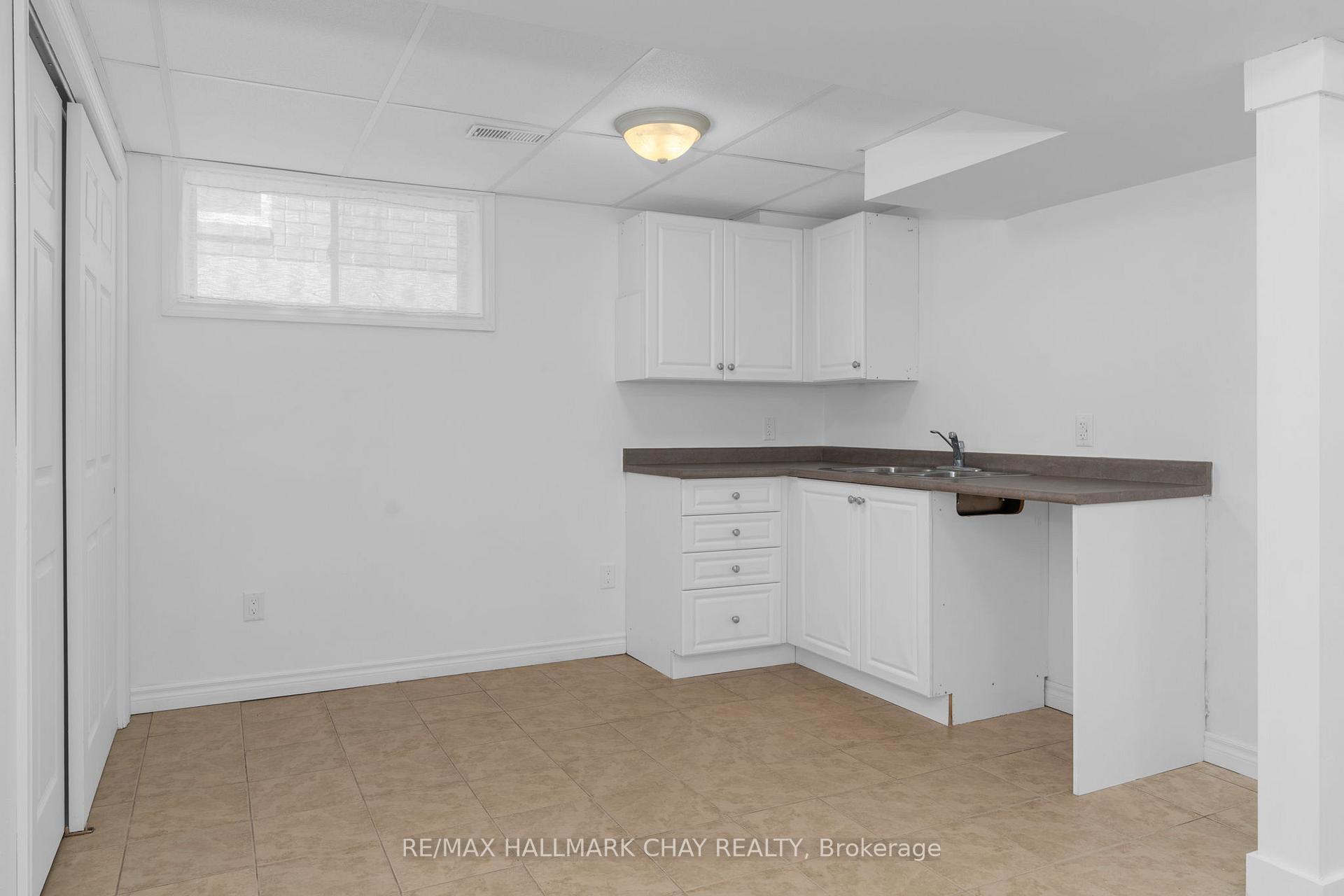Photo 24 of 63 Masters Drive, Barrie, East Bayfield — HOMEH