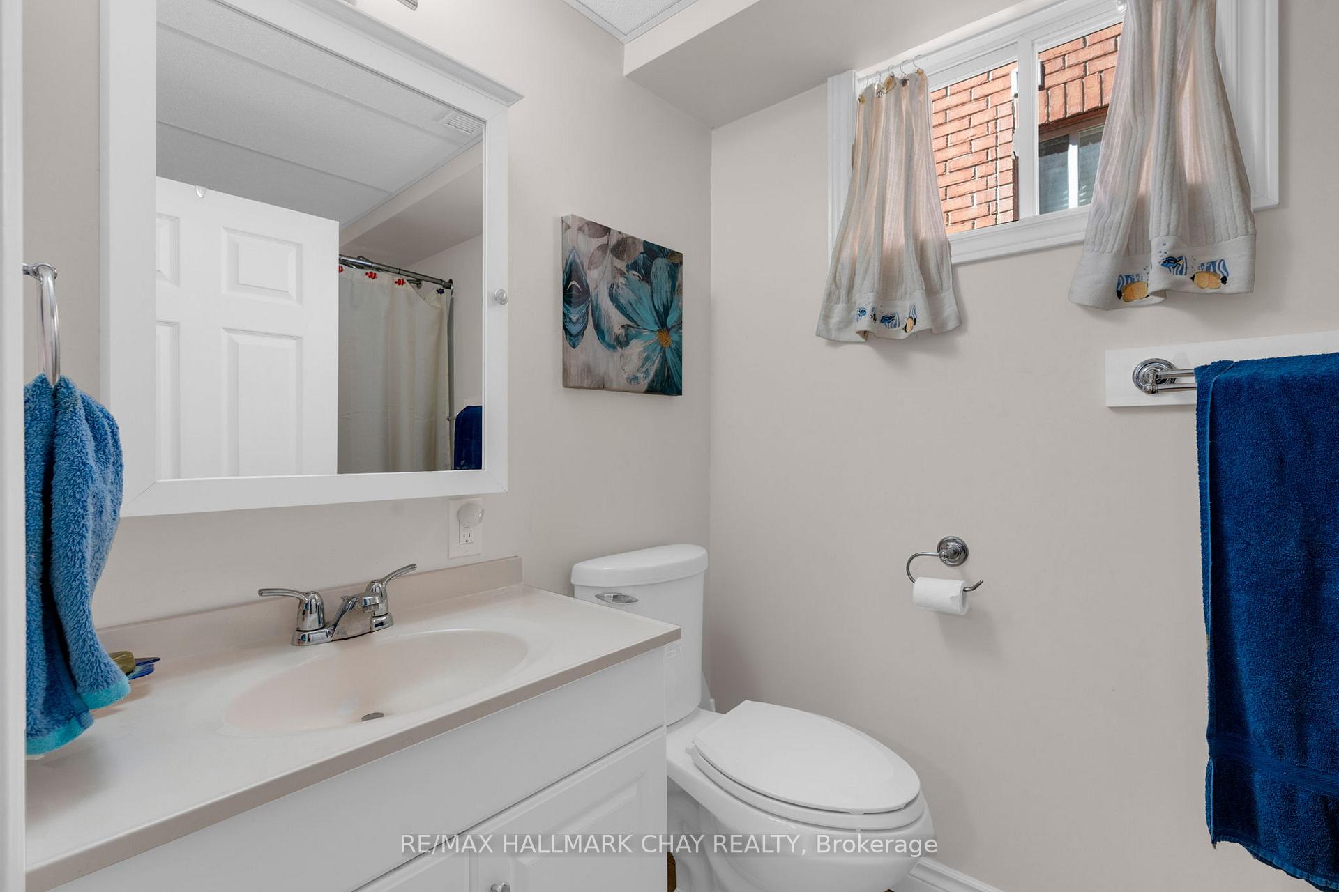 Photo 26 of 63 Masters Drive, Barrie, East Bayfield — HOMEH