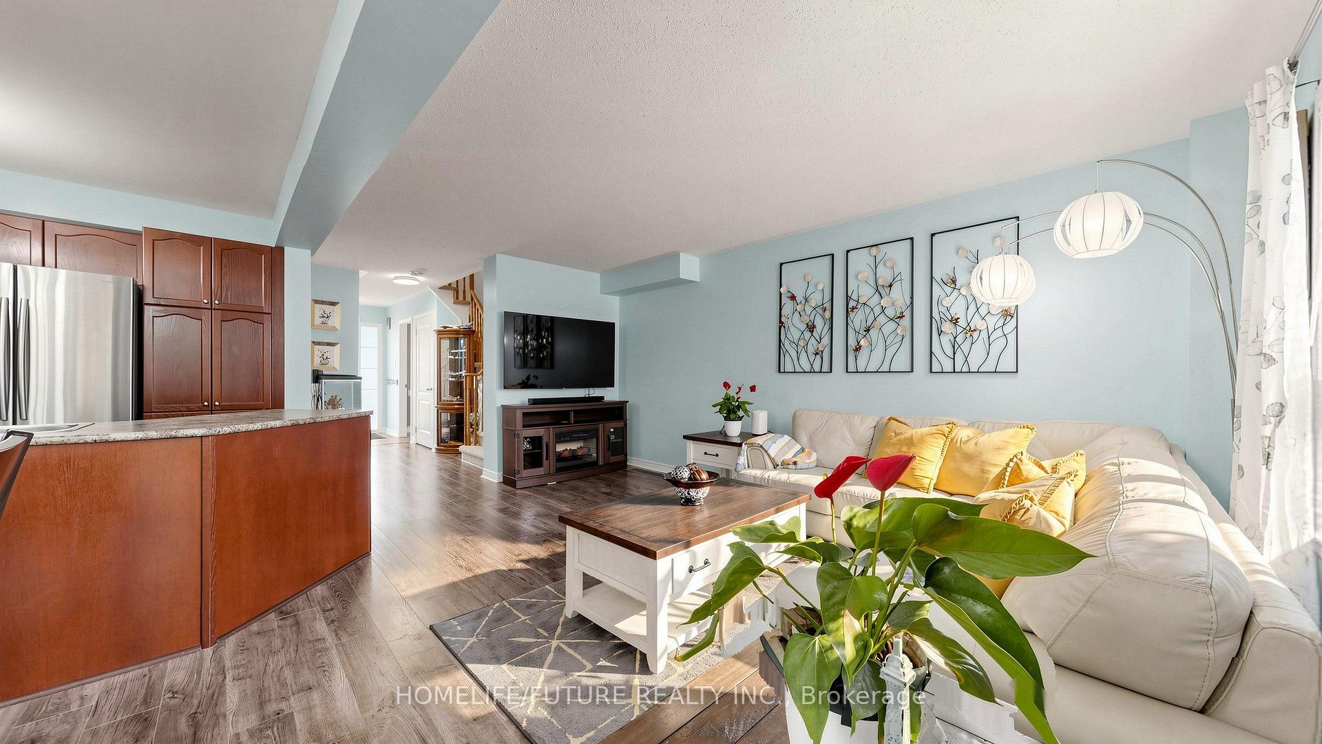 Photo 9 of 126 Argent Street, Clarington, Bowmanville — HOMEH