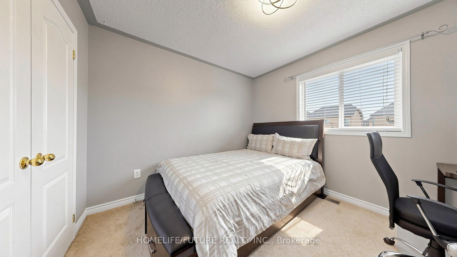 Photo 27 of 126 Argent Street, Clarington, Bowmanville — HOMEH
