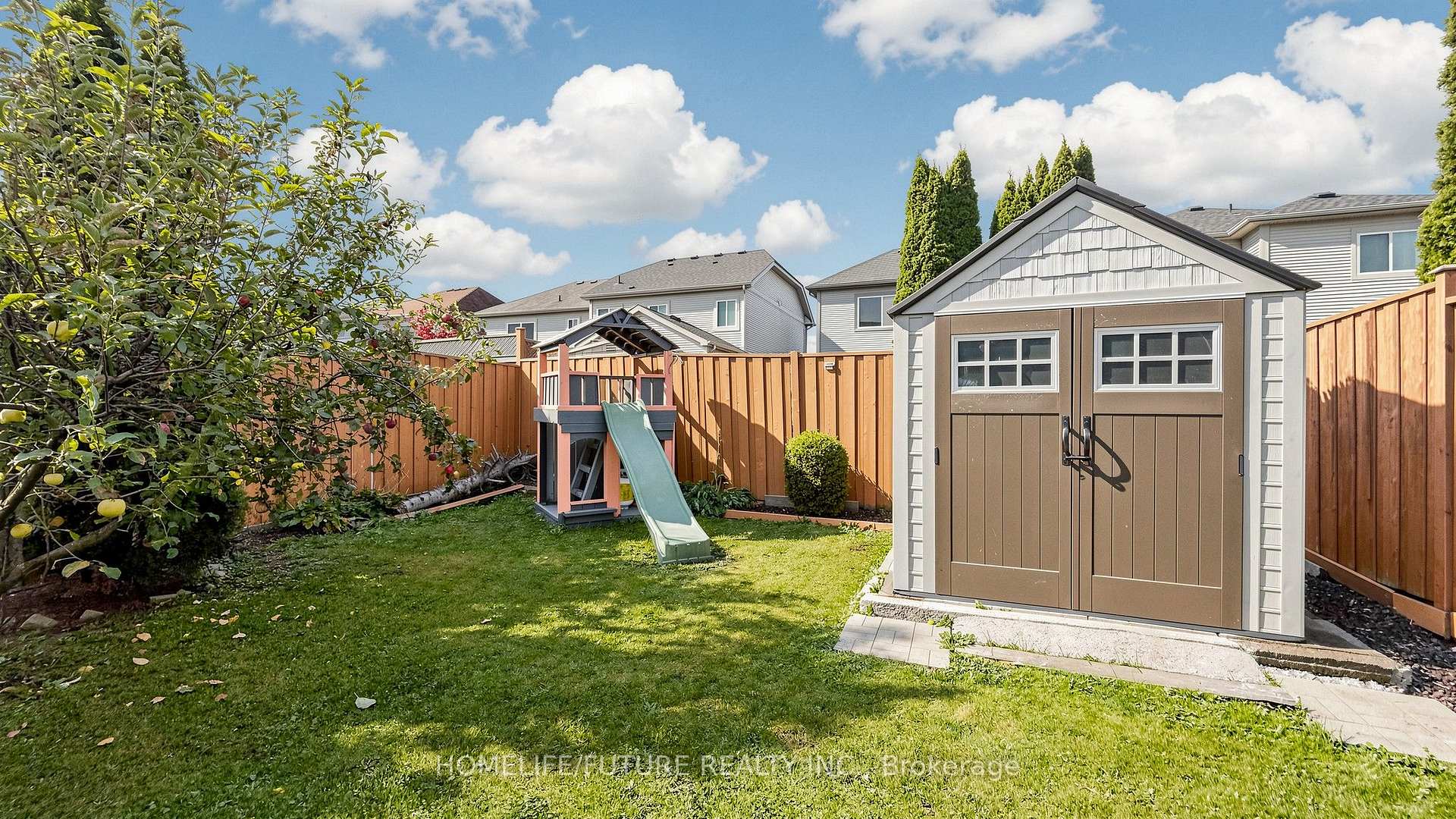 Photo 48 of 126 Argent Street, Clarington, Bowmanville — HOMEH