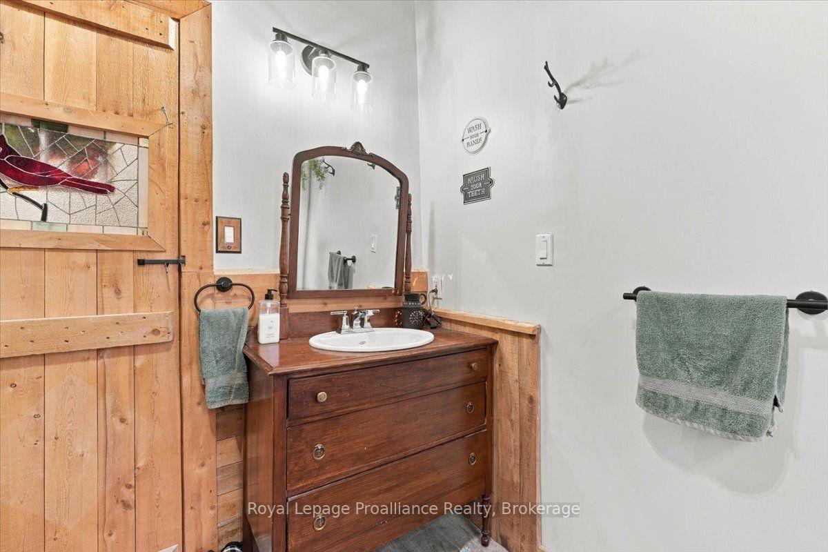 Photo 11 of 1330 Rapids Road, Tweed, Hungerford (Twp) — HOMEH